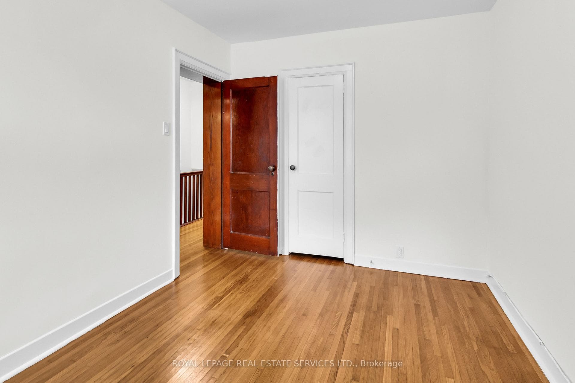 56 Arlington Avenue photo 30