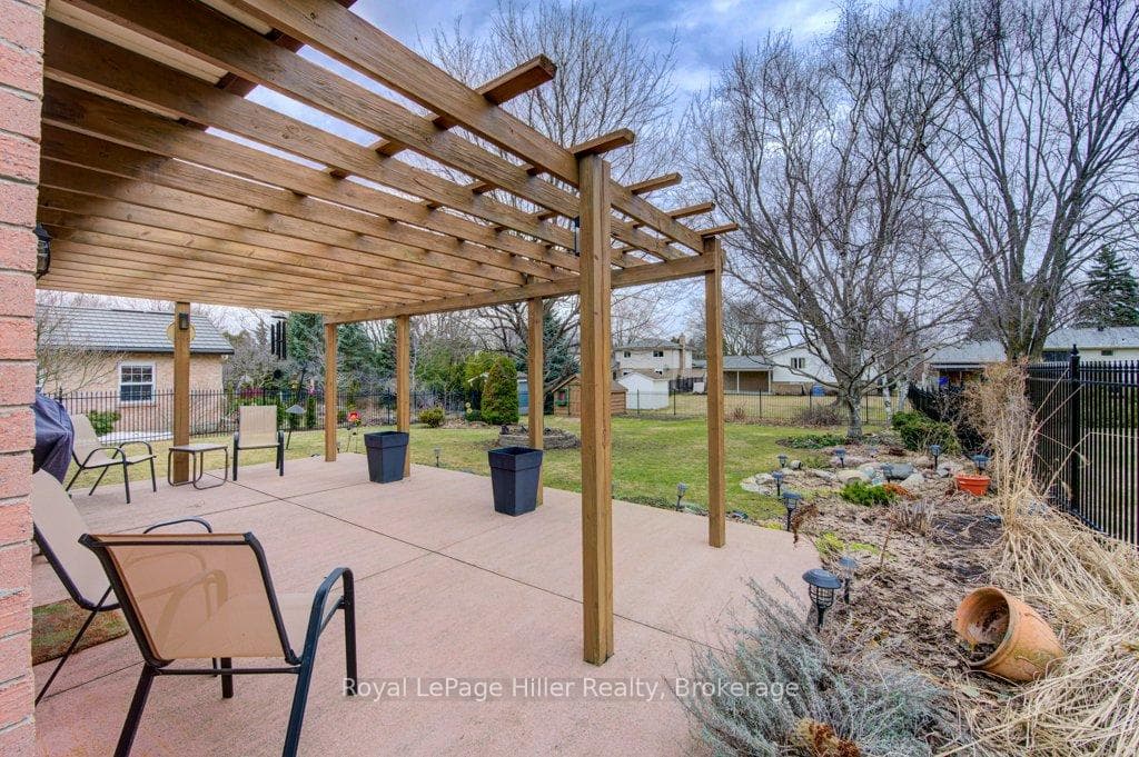 84 Franklin Drive photo 35