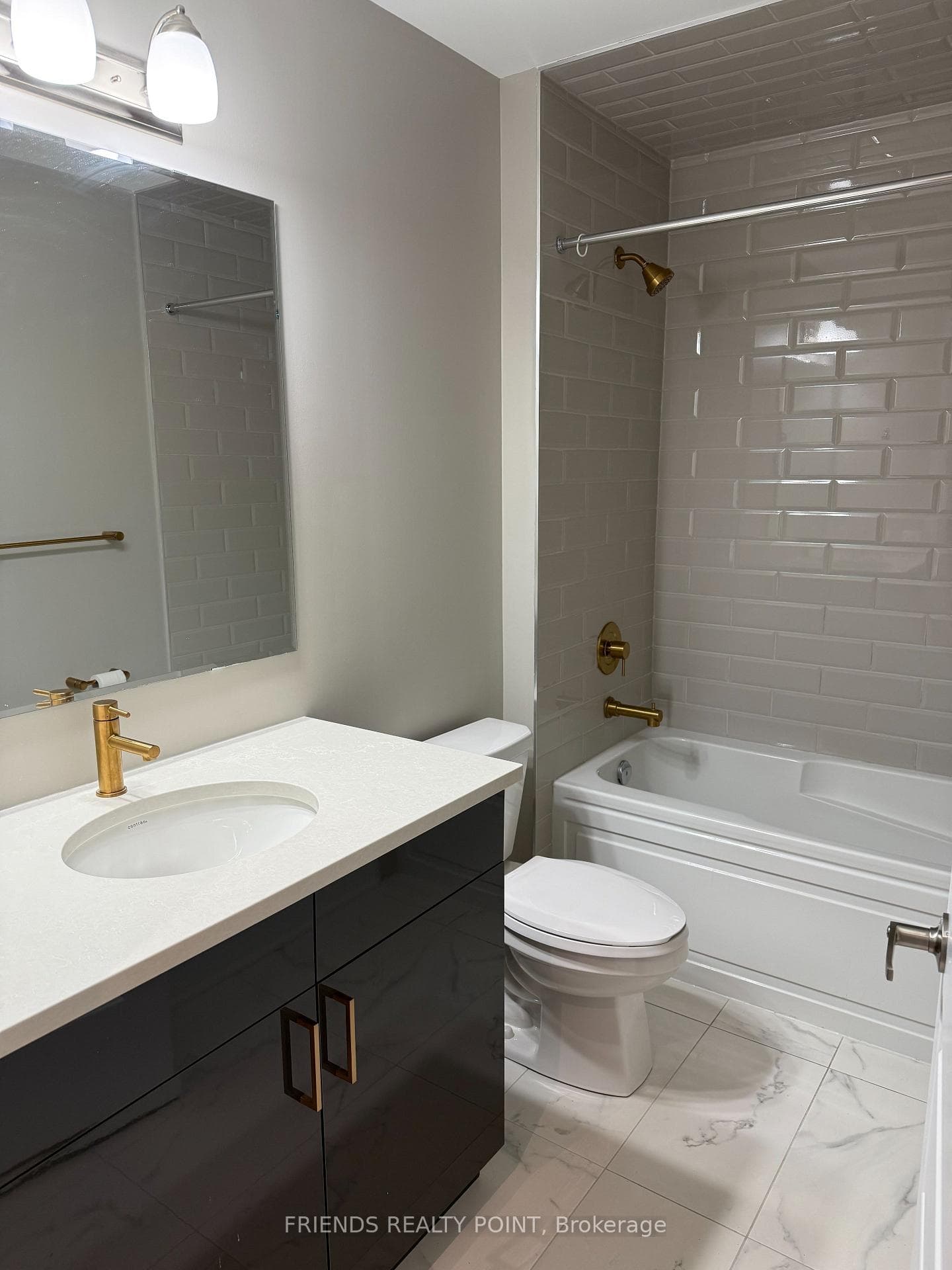 460 Gordon Krantz Avenue Unit 218 photo 16
