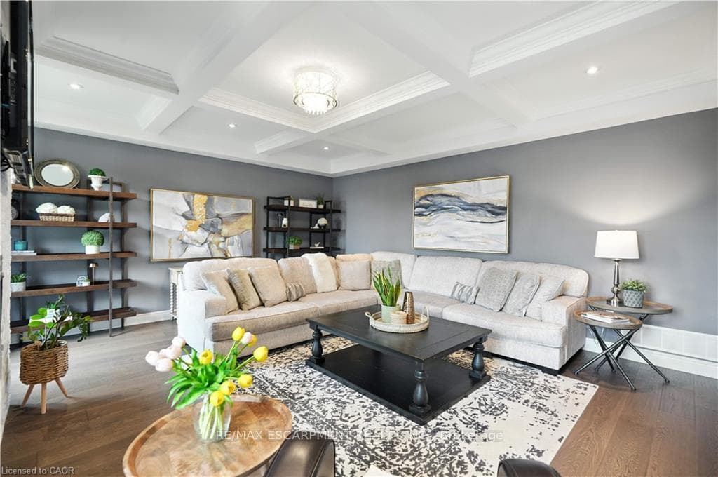 103 Lampman Drive photo 19