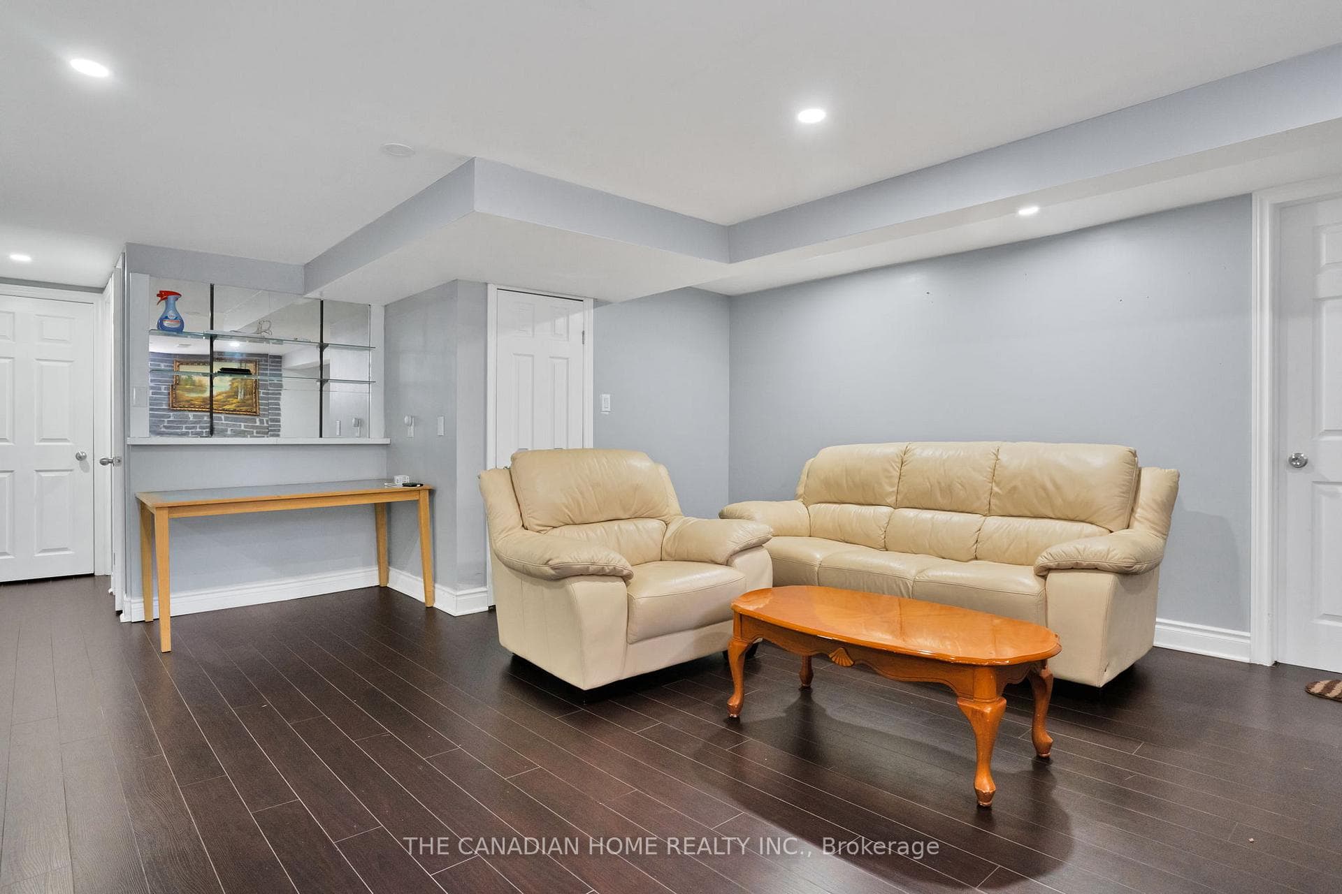 40 Ronway Crescent photo 21