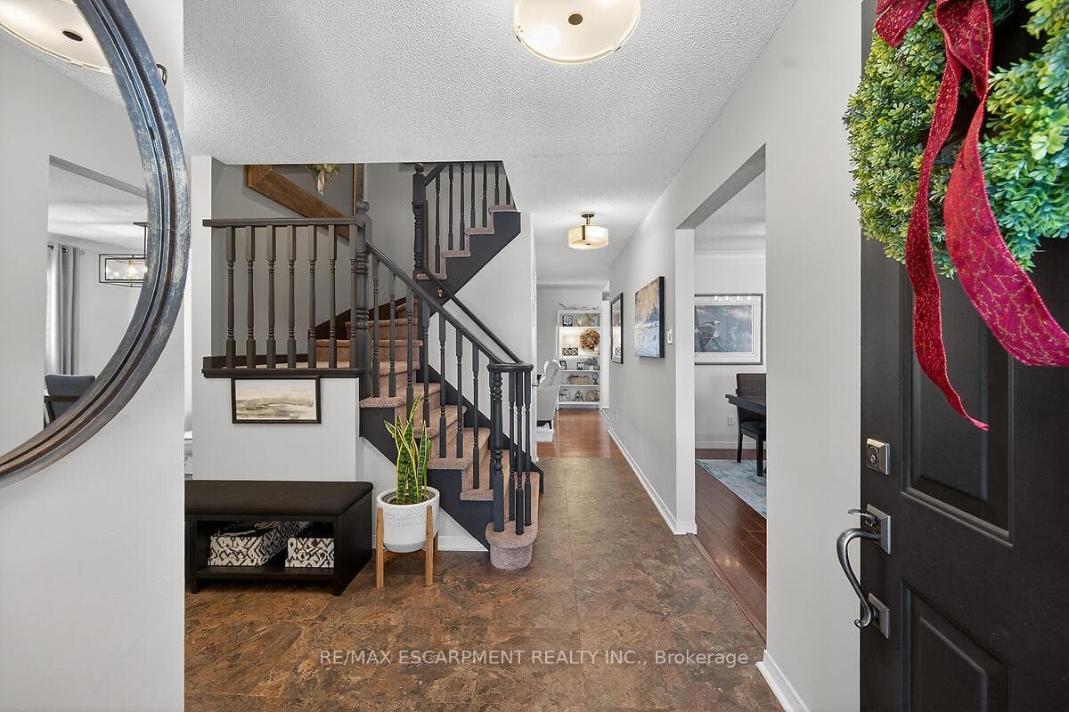 8316 Twenty Road photo 5