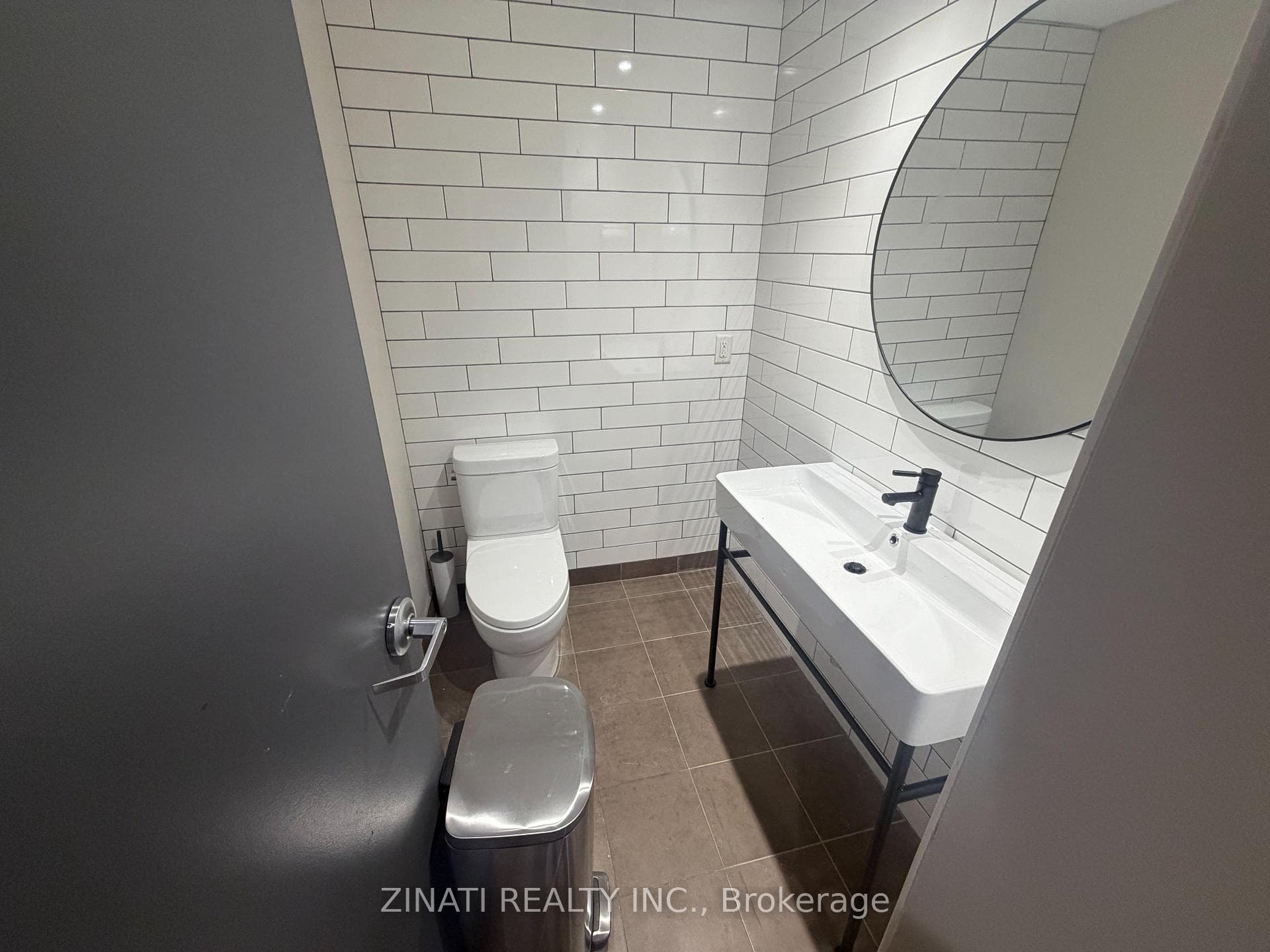 175 Holland Avenue Unit 2nd Floor photo 11