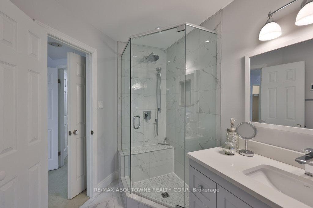 2nd Bedroom Ensuite