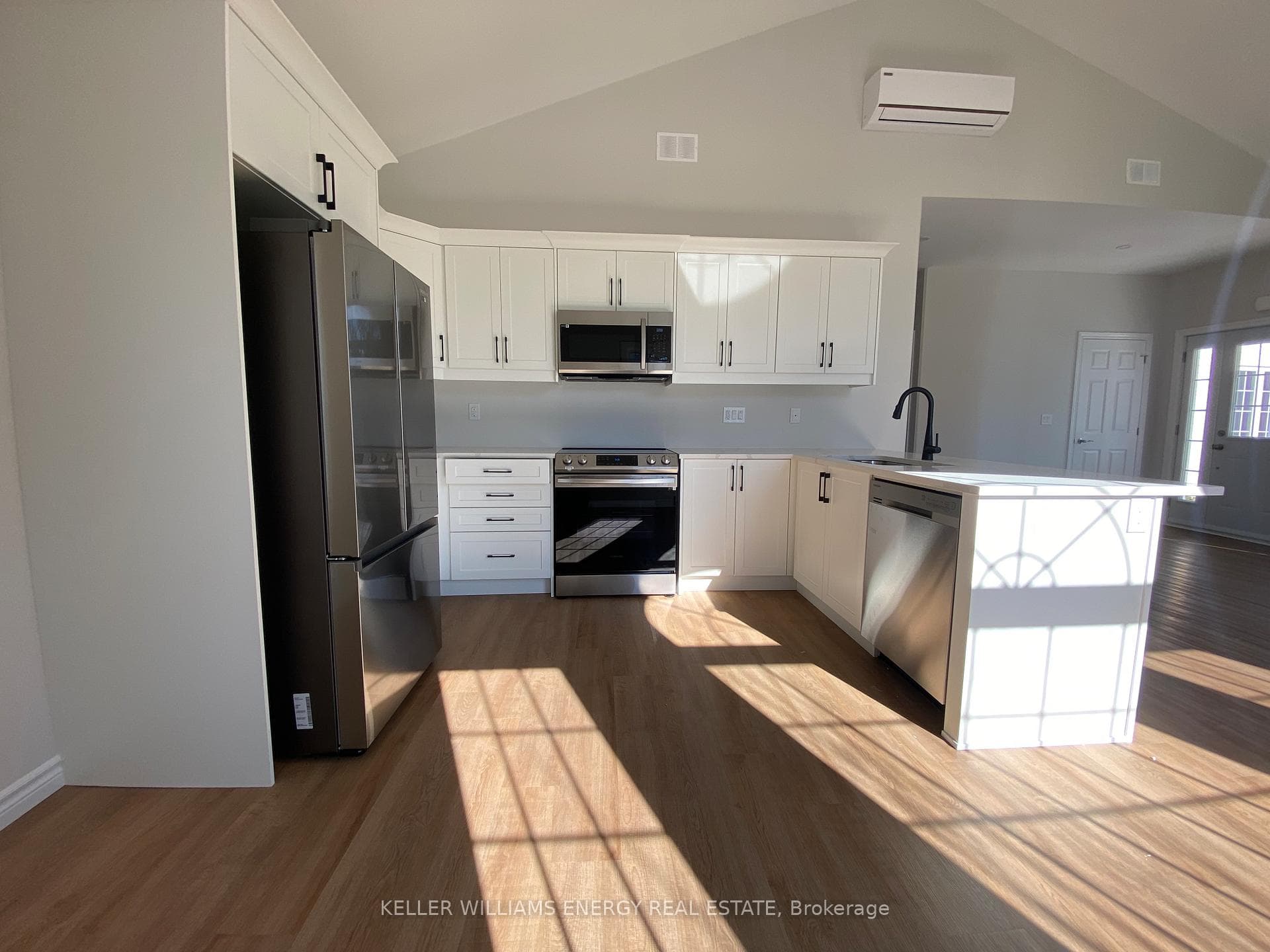 300 Croft Street Unit 203 photo 7