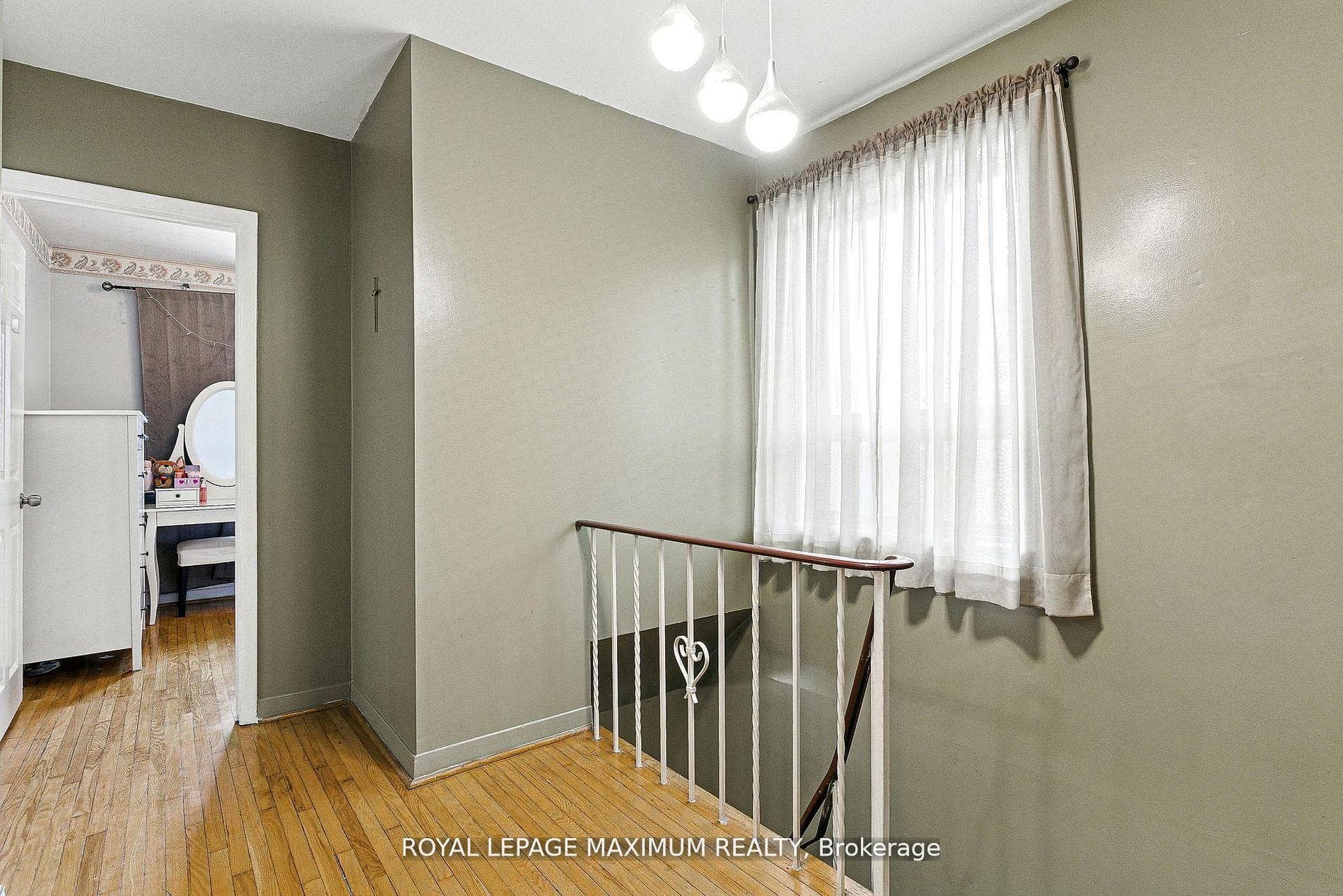 32 Fennimore Crescent photo 18
