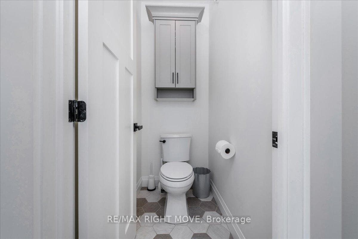 6920 Pentland Lane photo 34