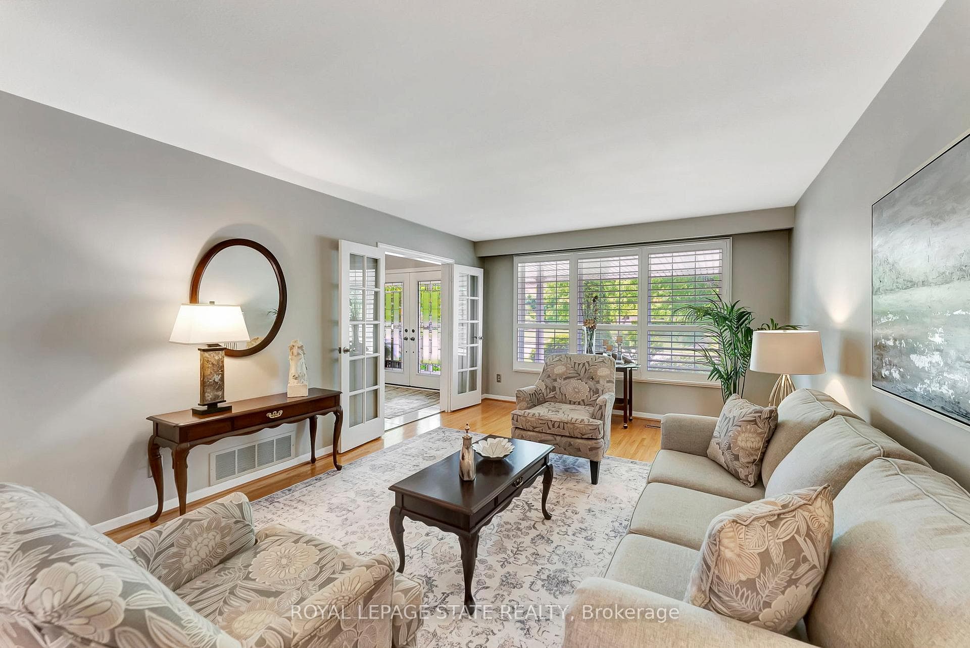 129 Country Club Drive photo 8