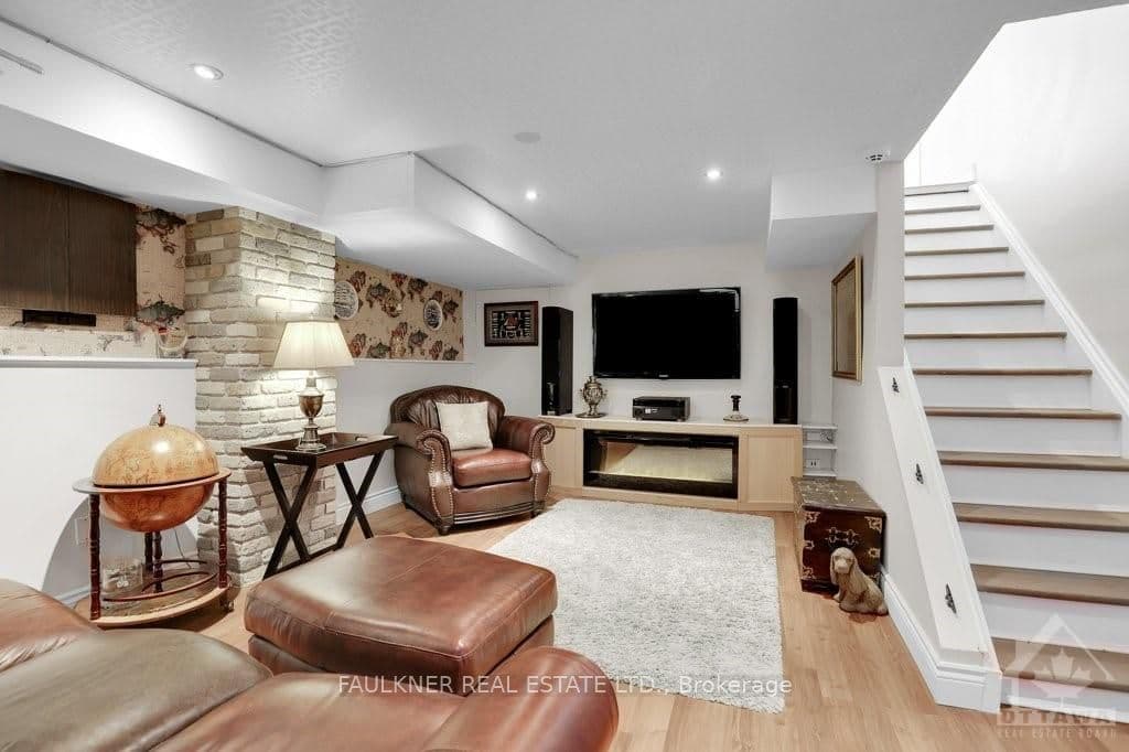 93 HOLMWOOD Avenue photo 23