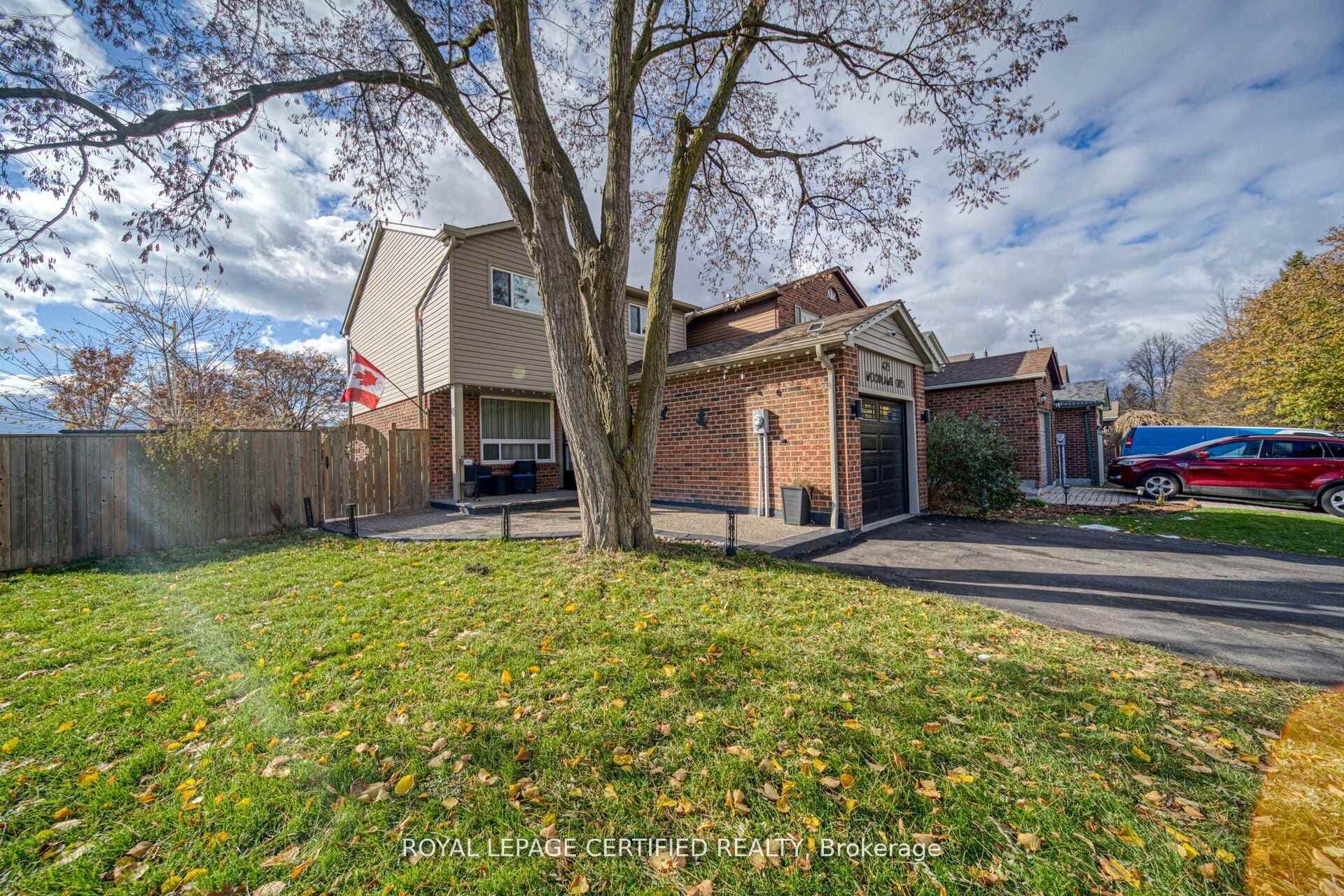 475 Woodlawn Crescent photo 43