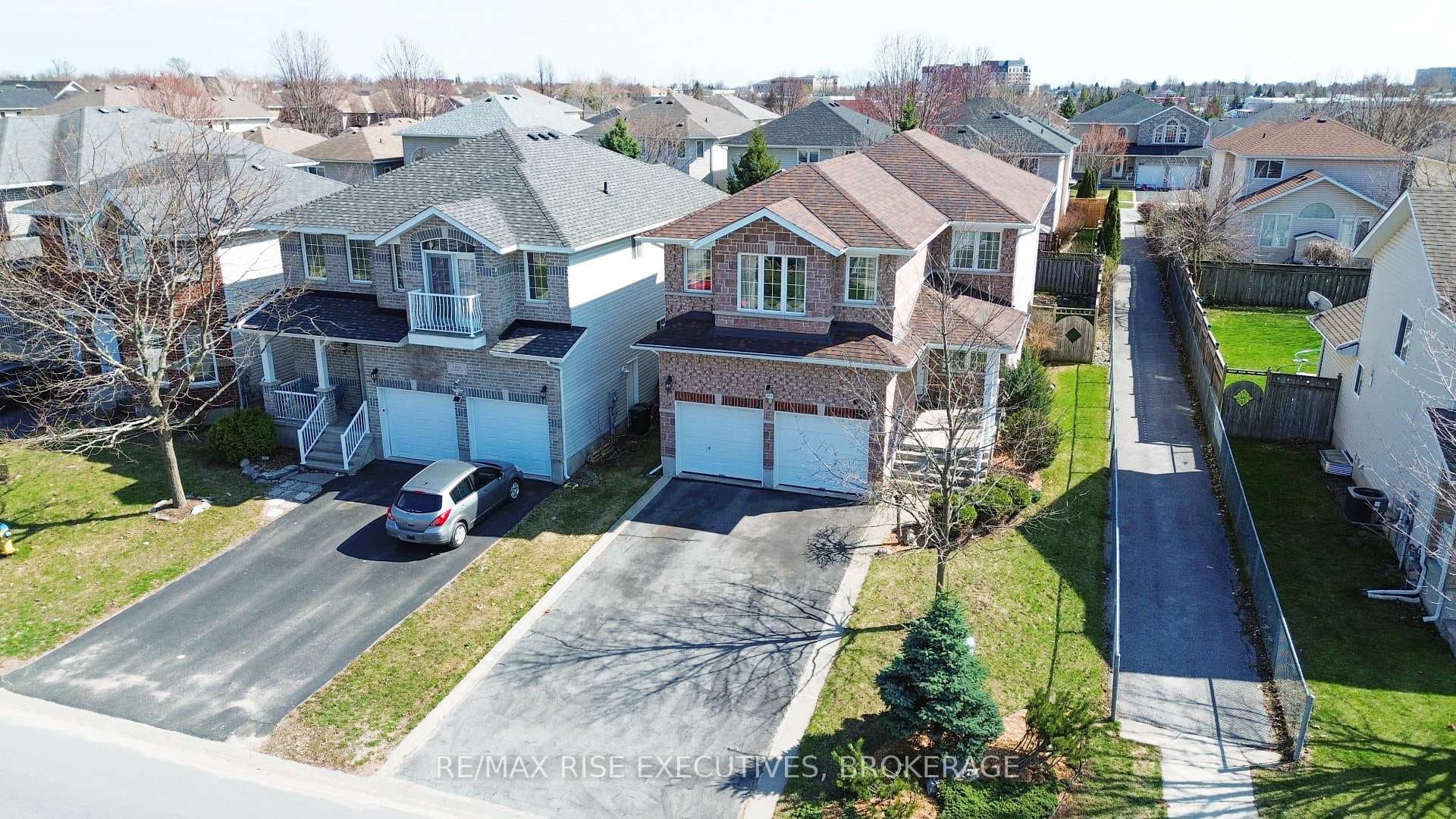 1405 Crossfield Avenue photo 30