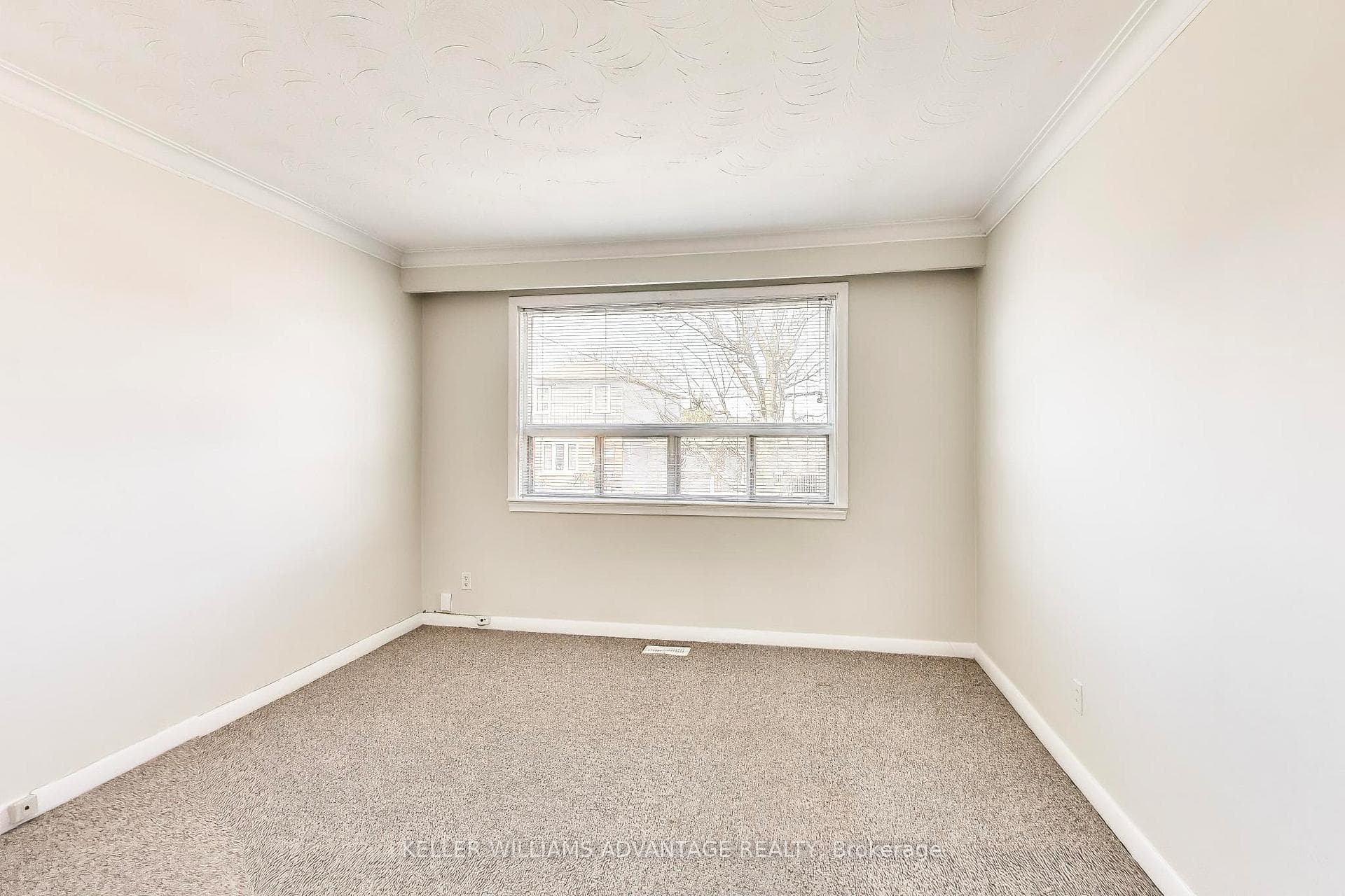 270 Glebemount Avenue photo 14