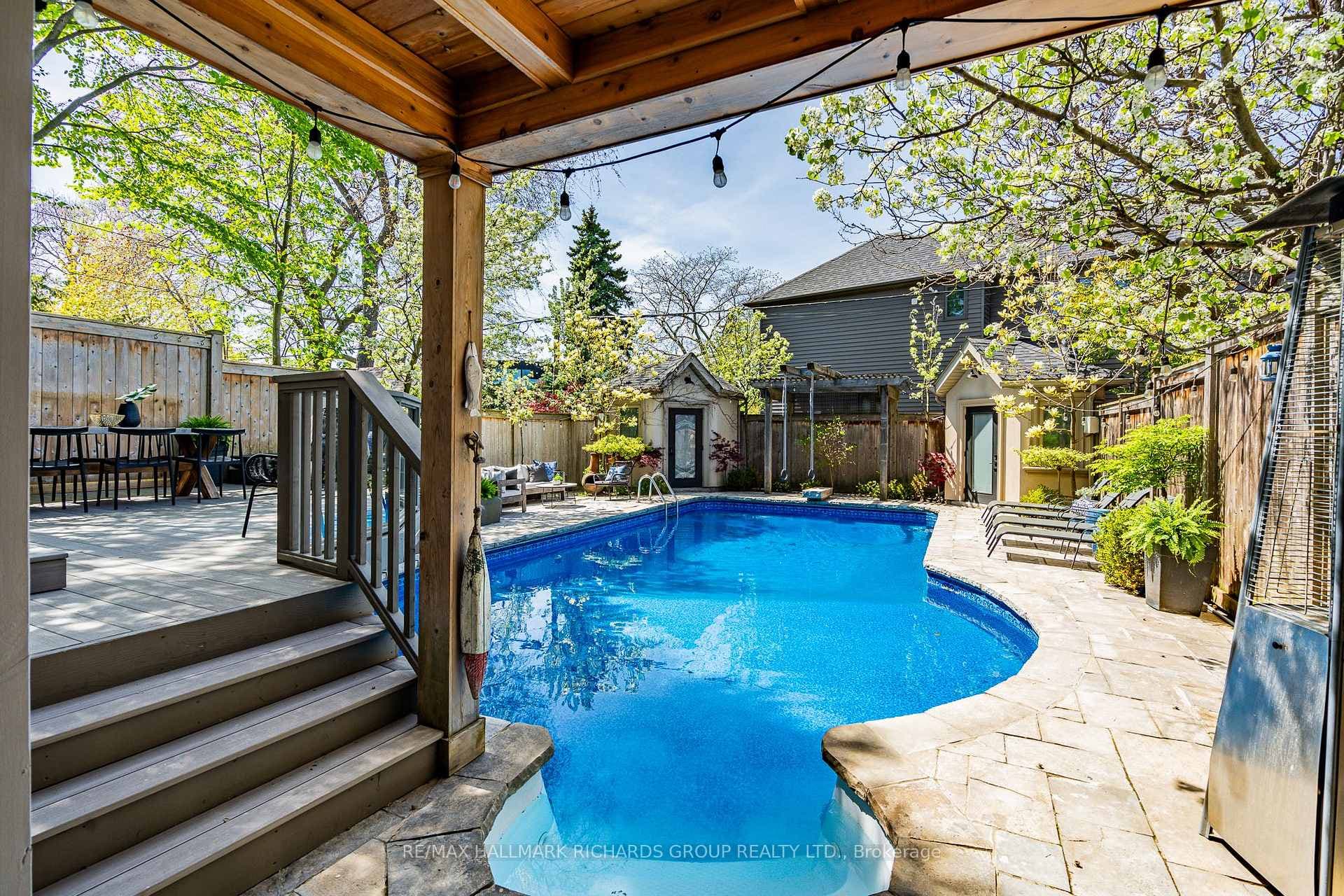 12 Clonmore Drive photo 29