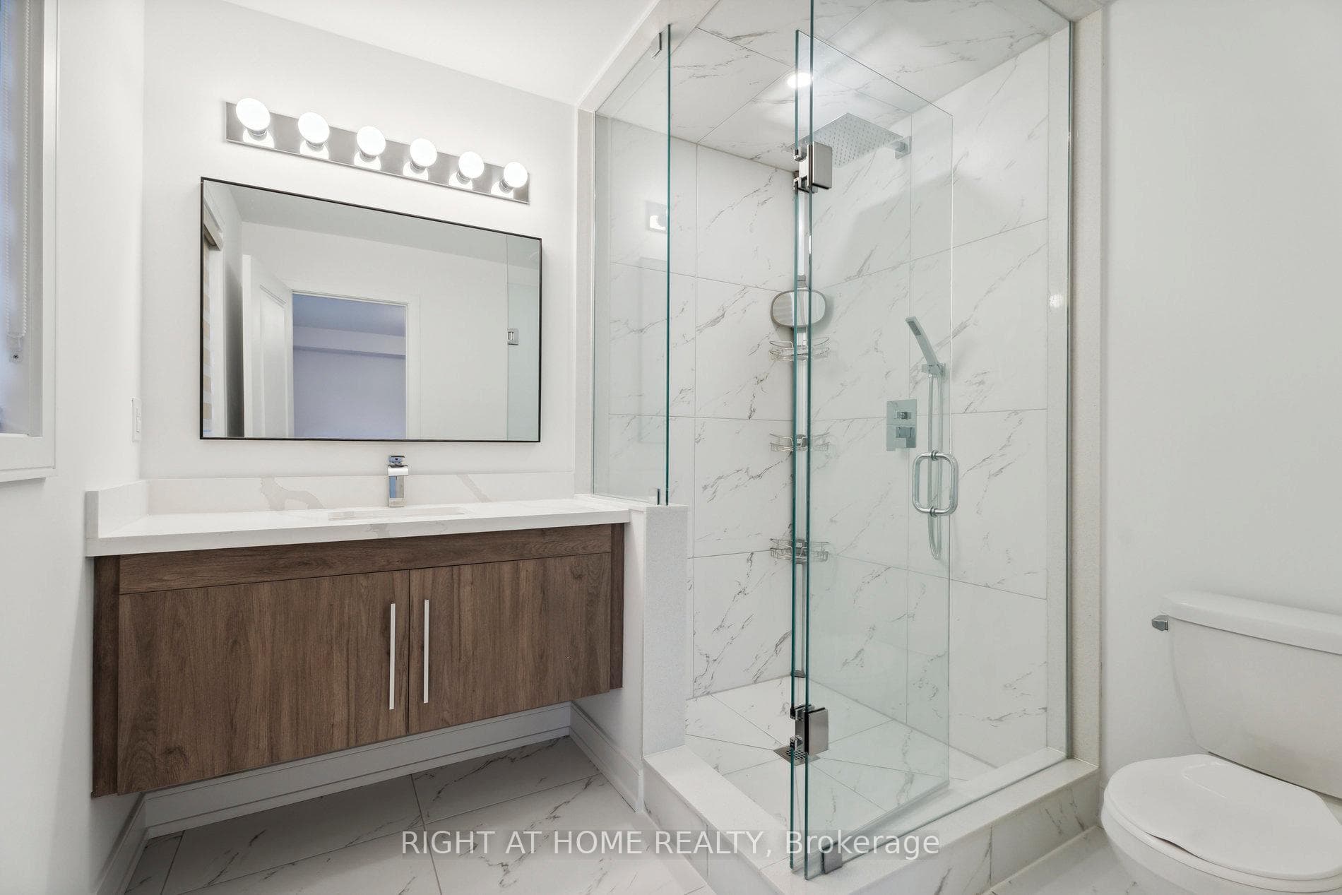 117 Blue Forest Crescent photo 27