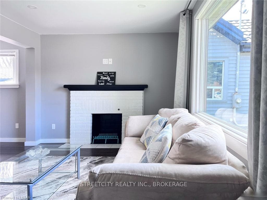516 HIGHBURY Avenue photo 6