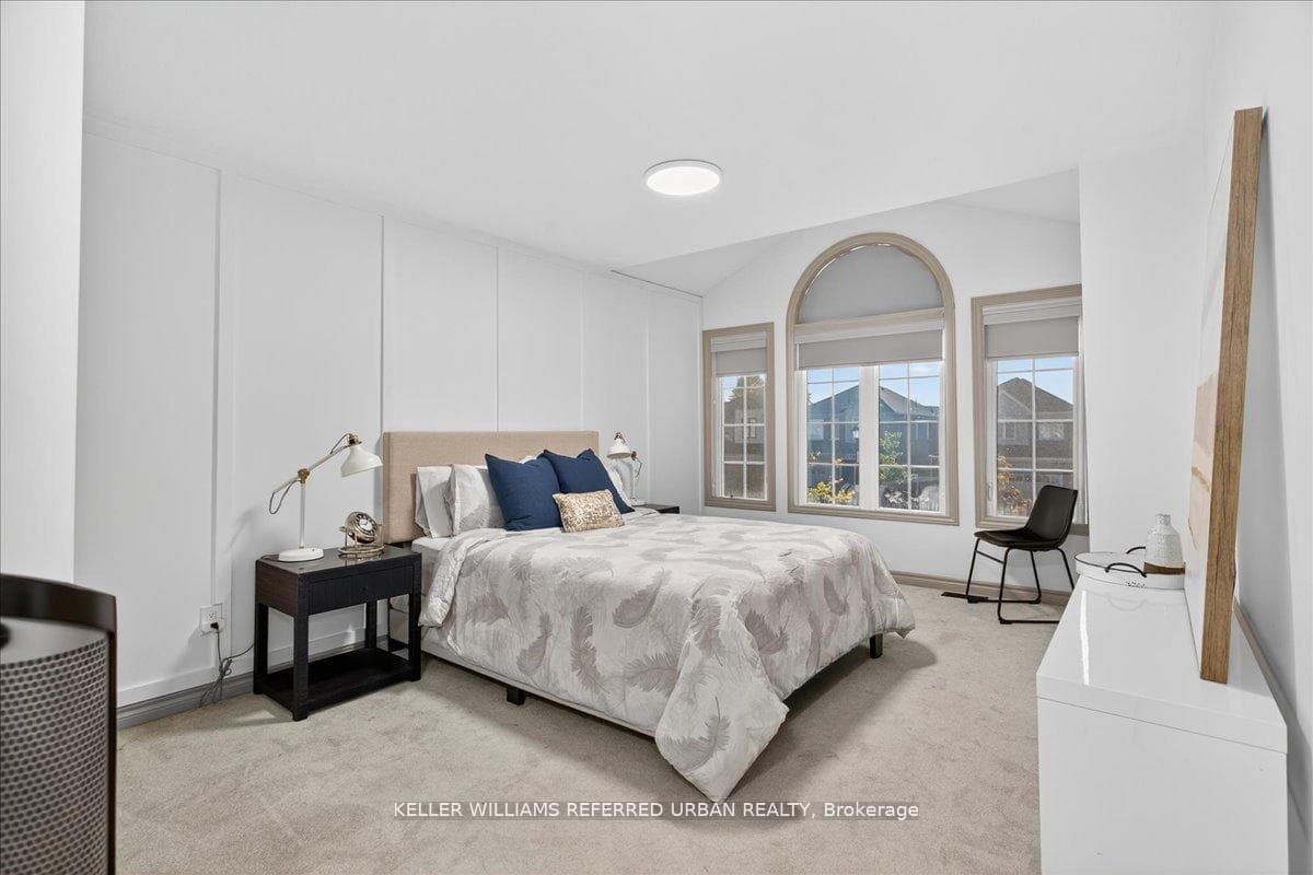 431 Rita's Avenue photo 24