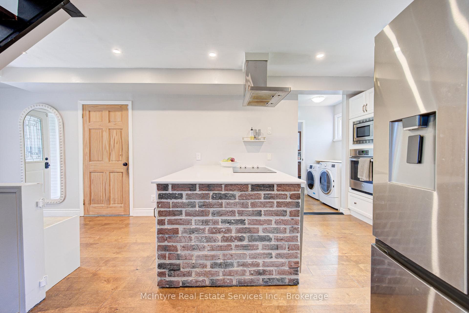 154 Grand Avenue photo 10