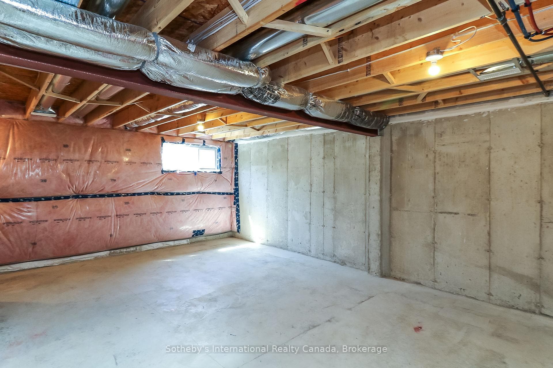 33 Foley Crescent photo 31