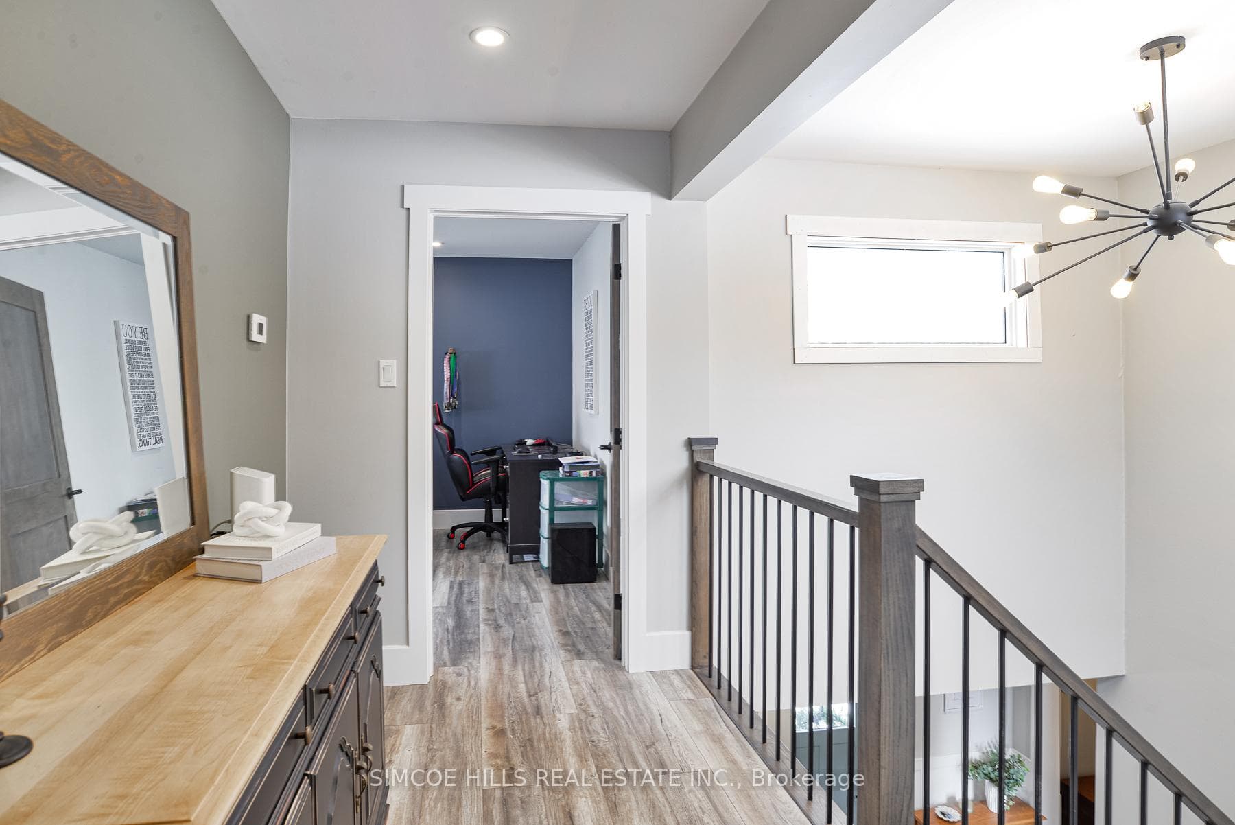 3295 Turnbull Drive photo 17