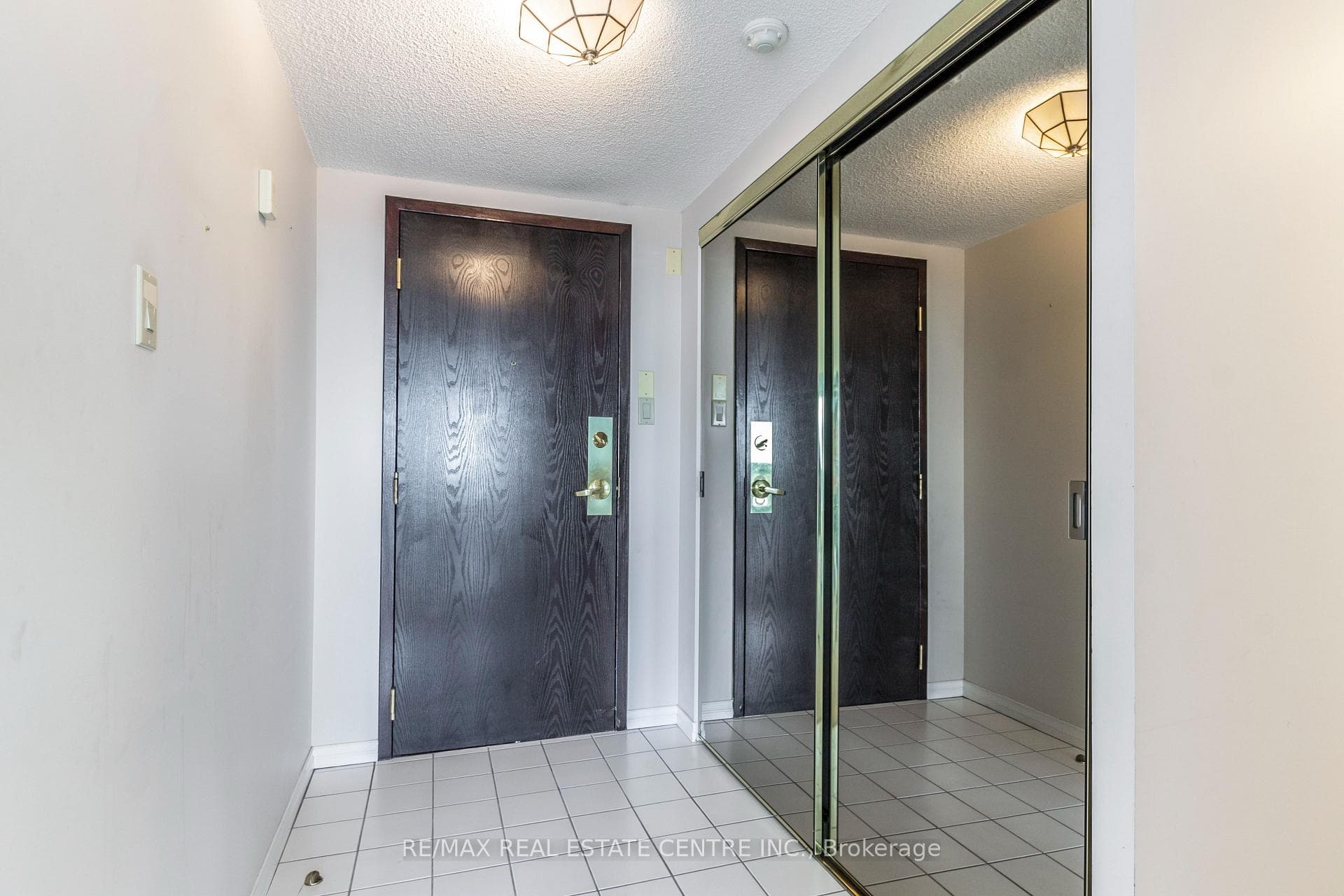 100 Millside Drive Unit 1109 photo 5