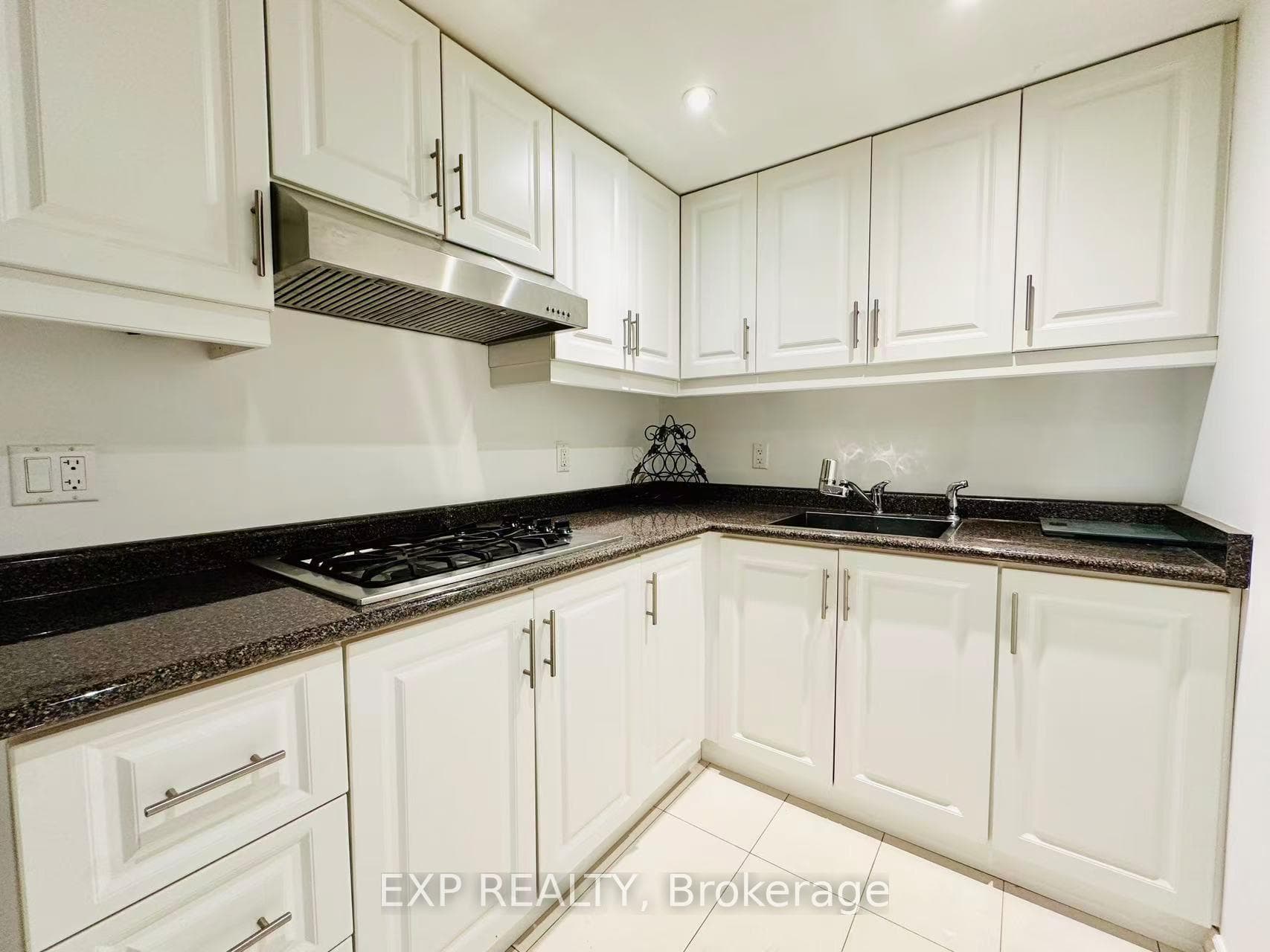 57 Emeline Crescent photo 9