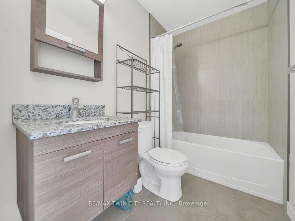 280 Lester Street Unit 302 photo 20