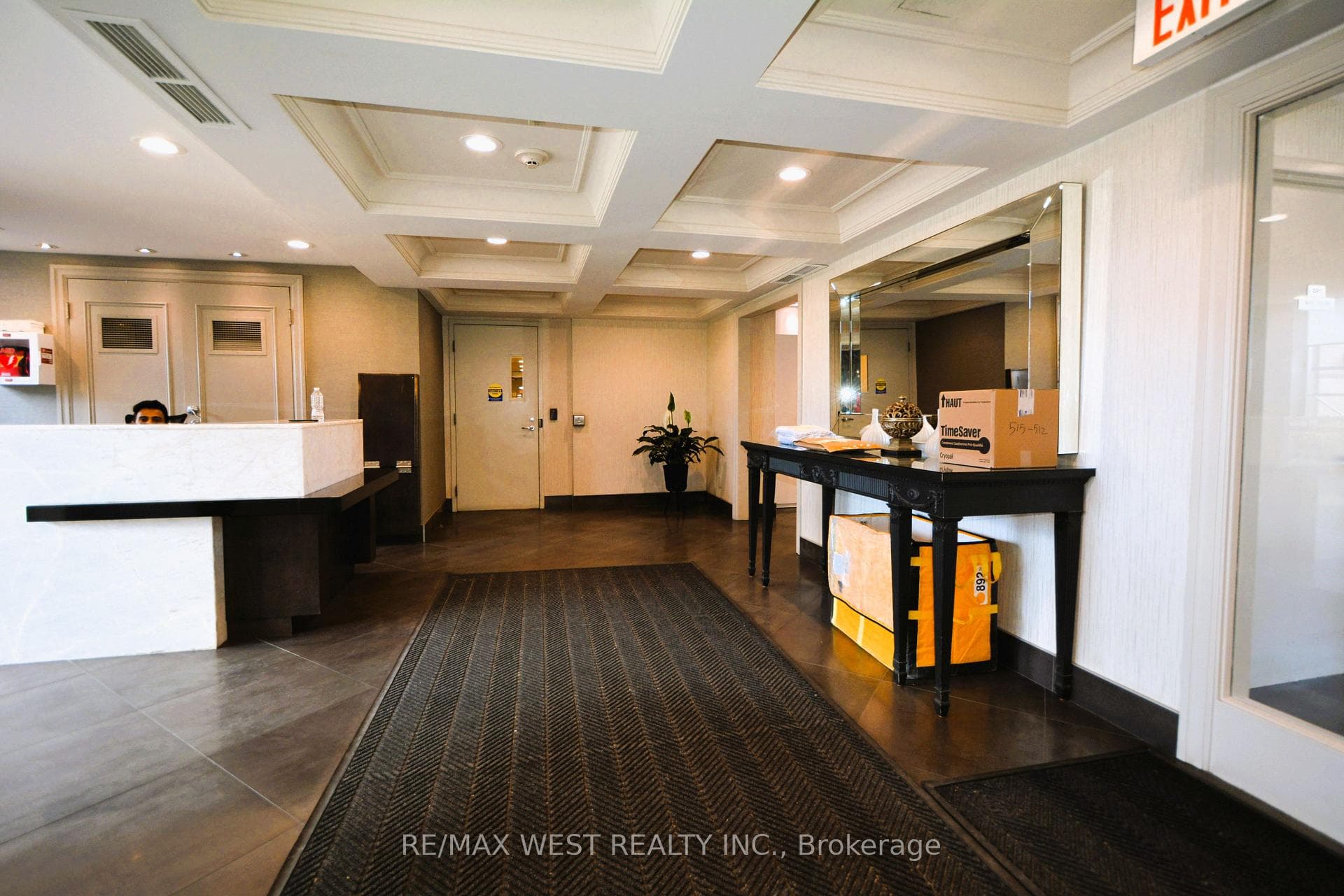 455 Rosewell Avenue Unit 107 photo 23