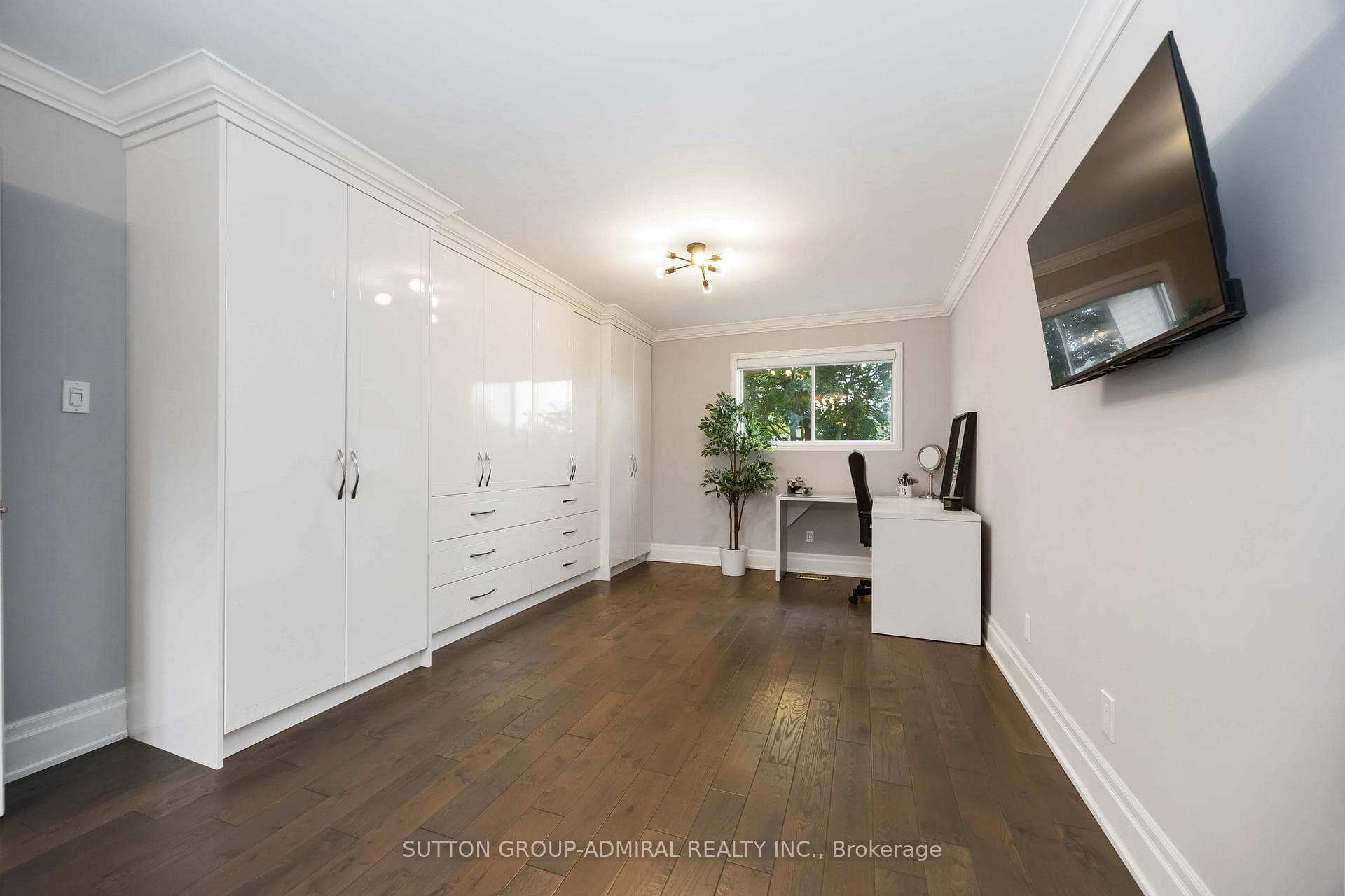 455 Doyle Court photo 20