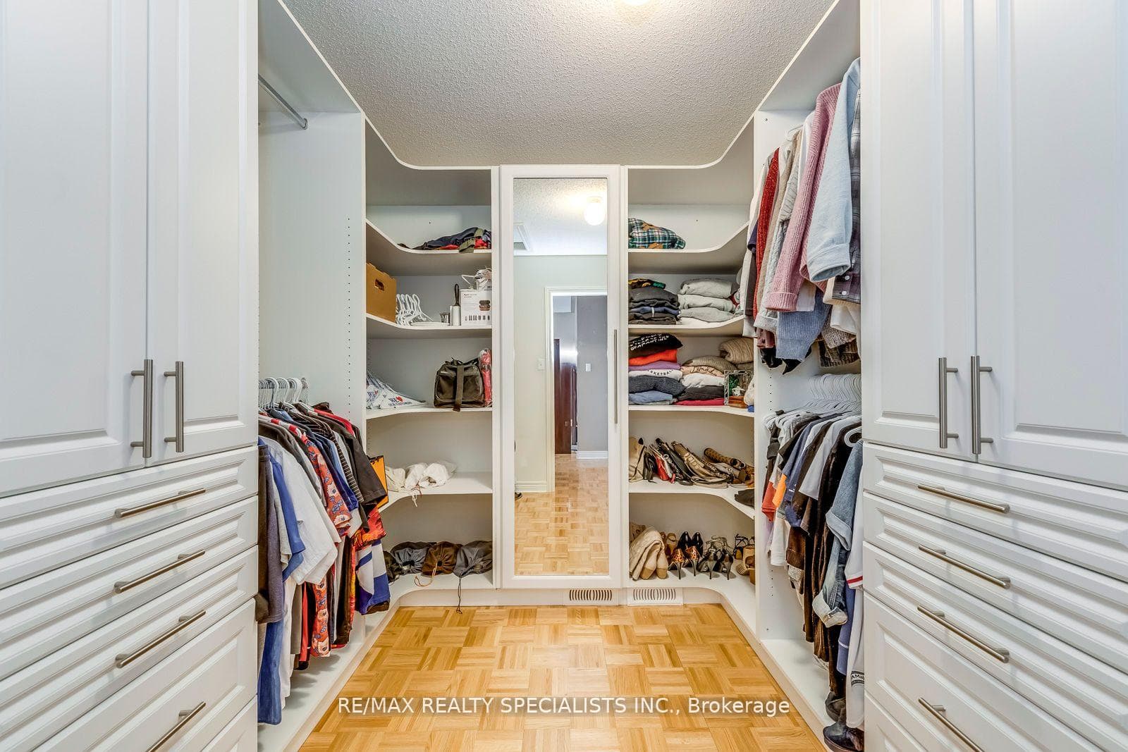 59 Lawren Harris Crescent photo 22