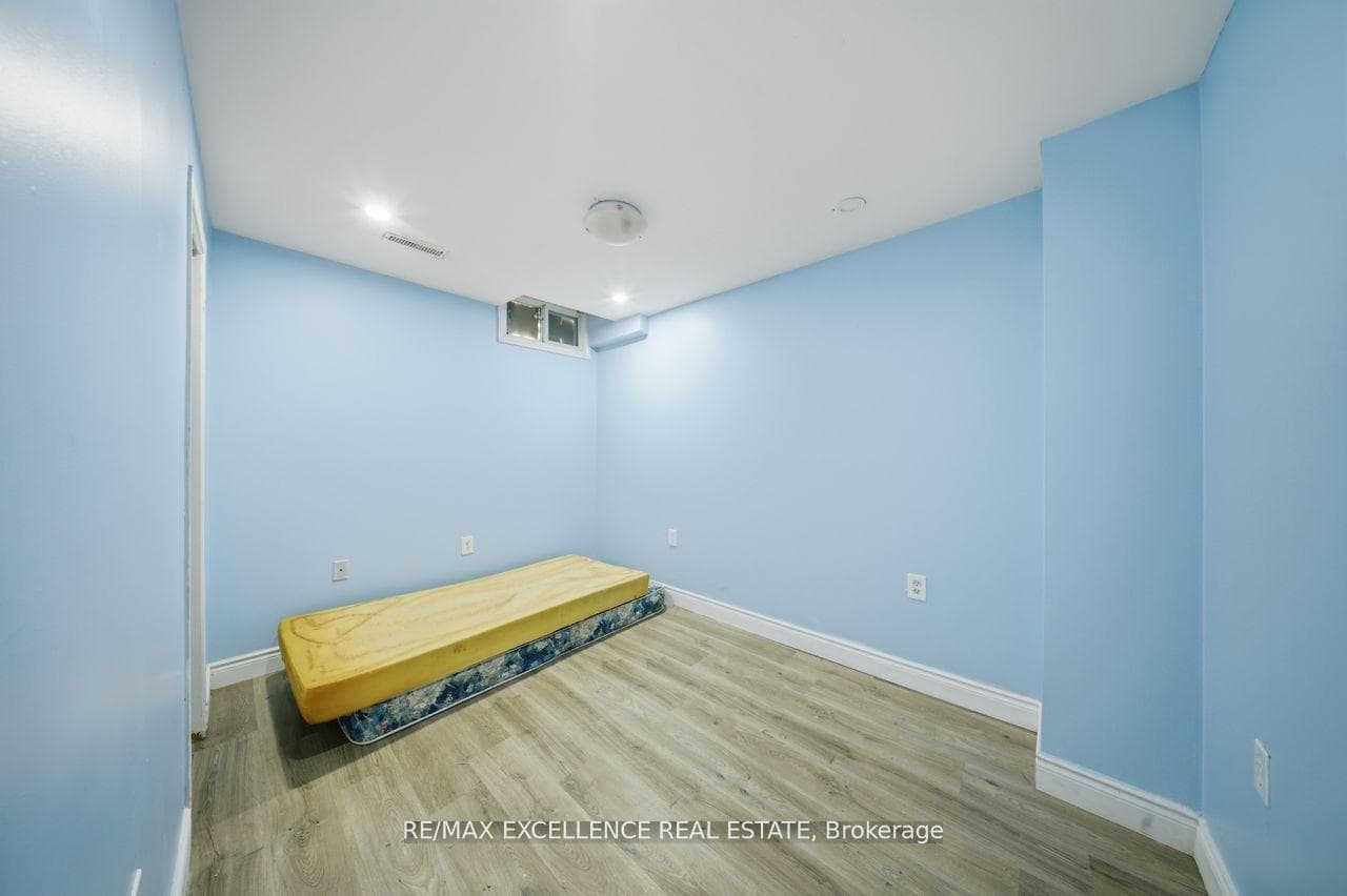 41 Brentcliff Drive photo 31