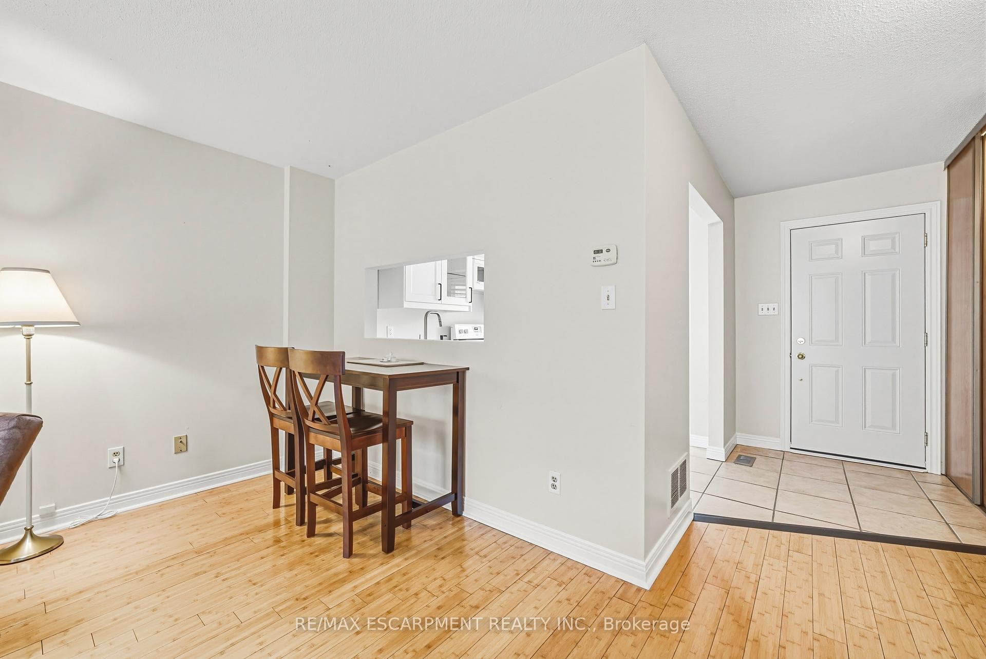 1275 Maple Crossing Boulevard Unit 11 photo 11