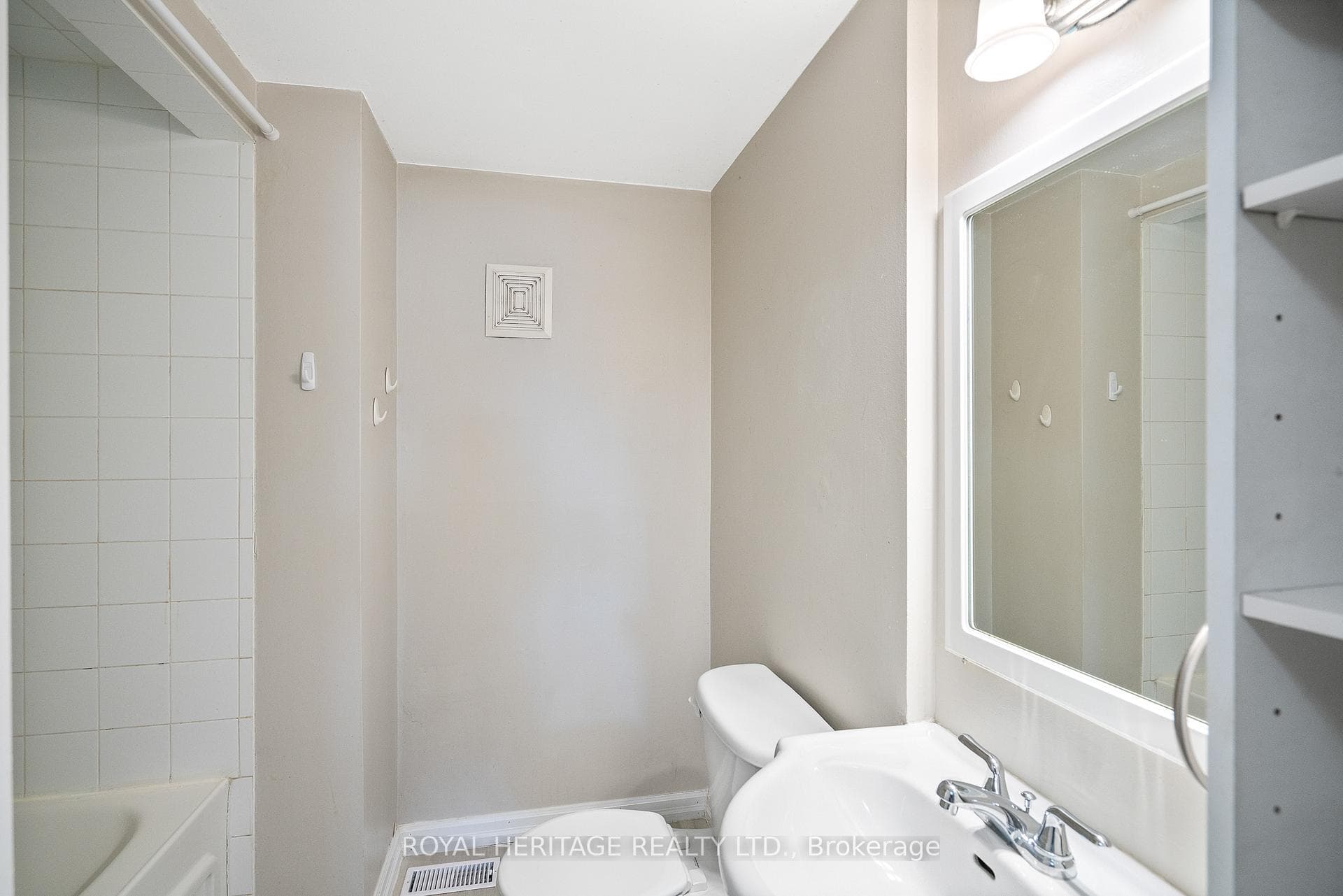 151 Linwell Road Unit 54 photo 17