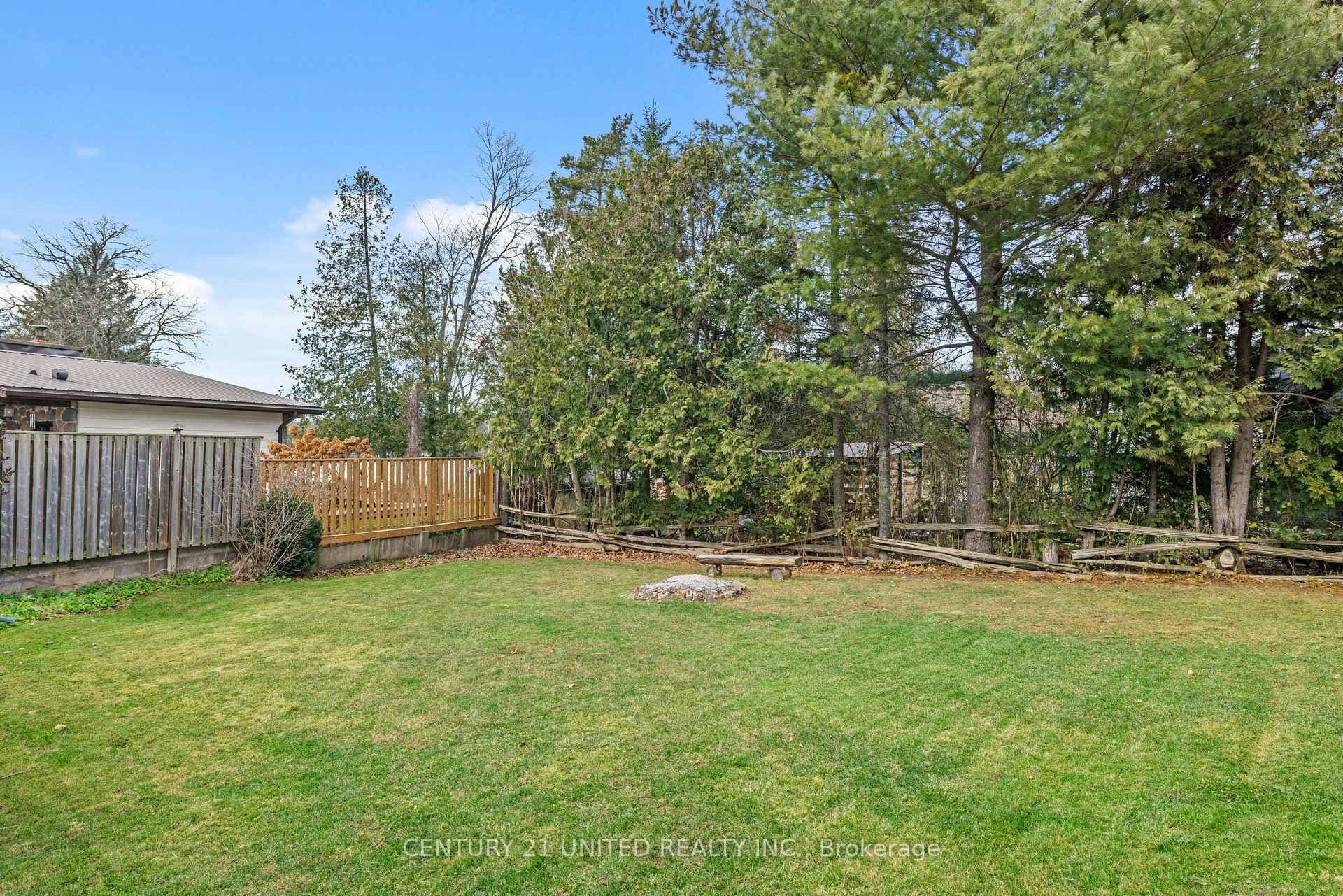 2046 Yale Road photo 34
