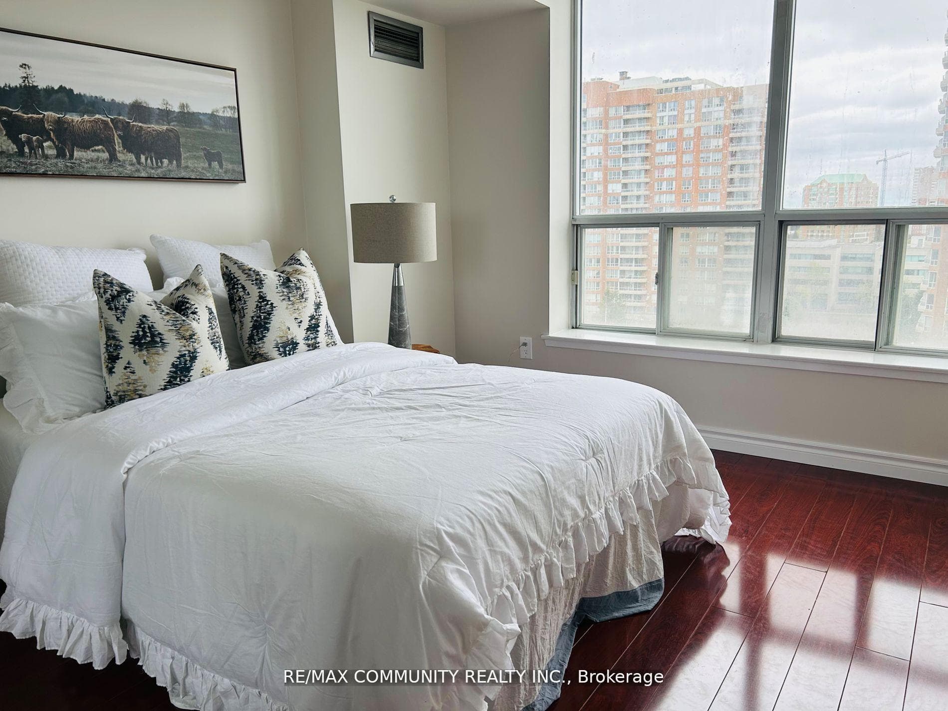 430 McLevin Avenue Unit 1110 photo 5