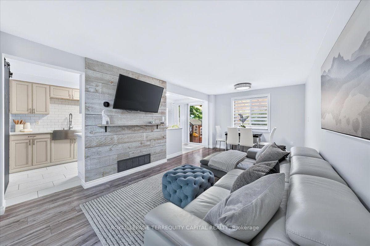 9 Seymour Crescent photo 12