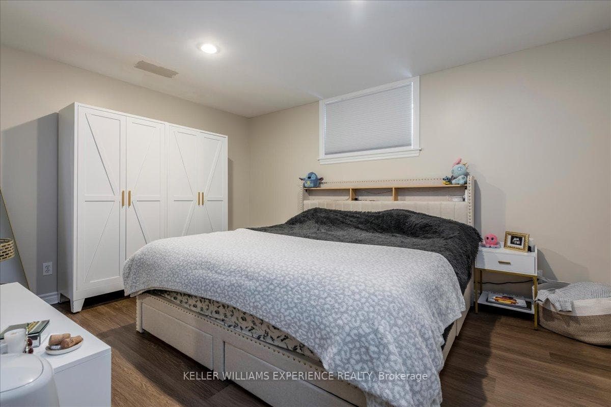 48 Brule Street photo 34