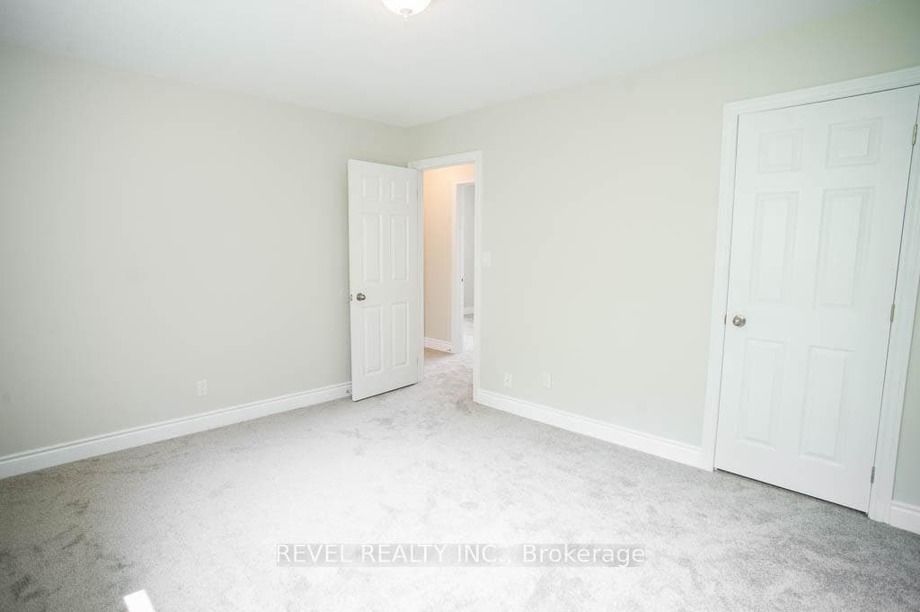 72 Oakwood Avenue photo 14