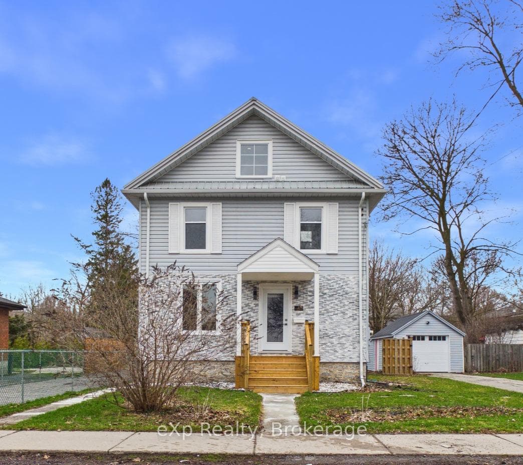 276 Foster Avenue photo 1