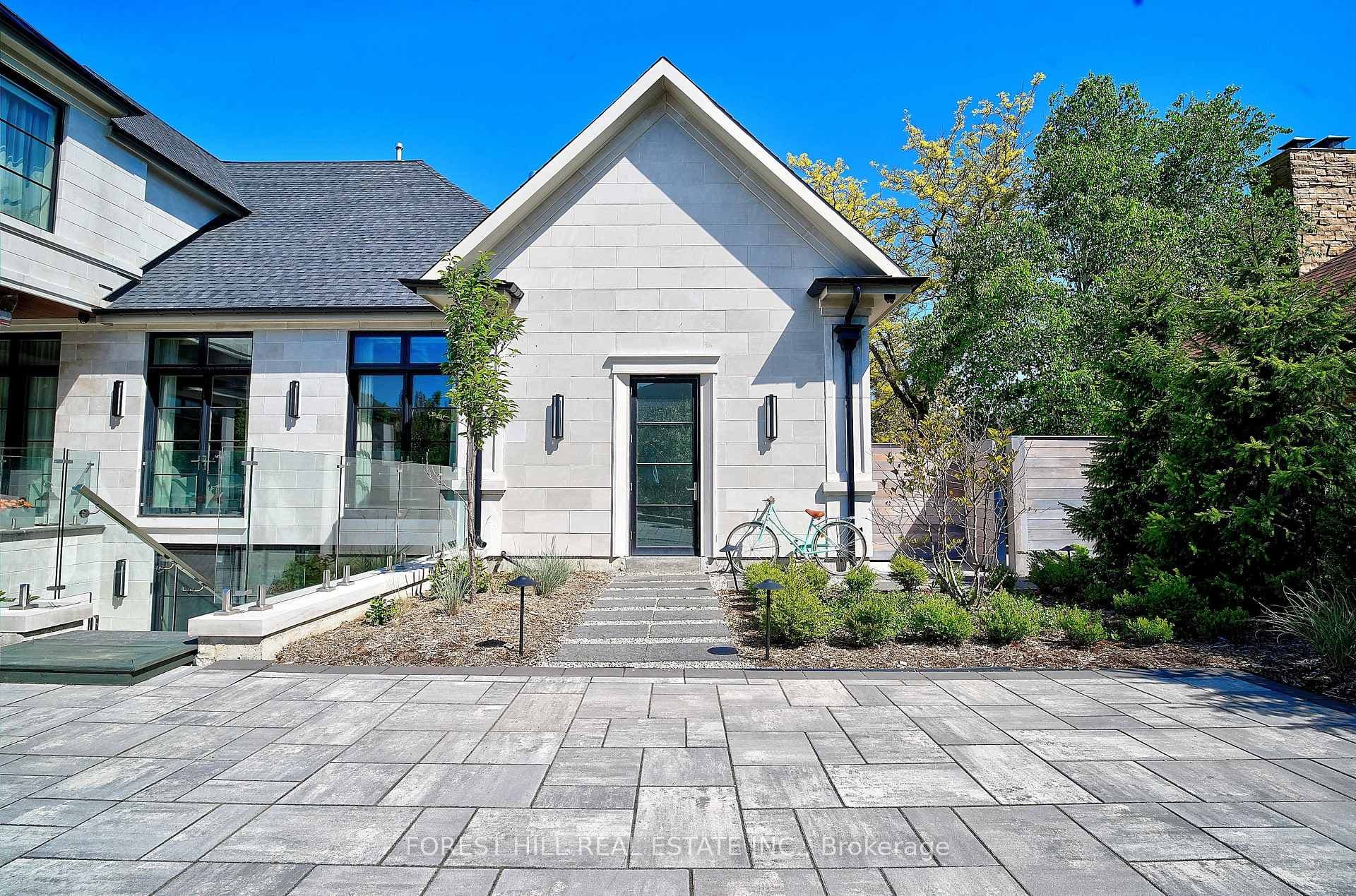 163 Arnold Avenue photo 23