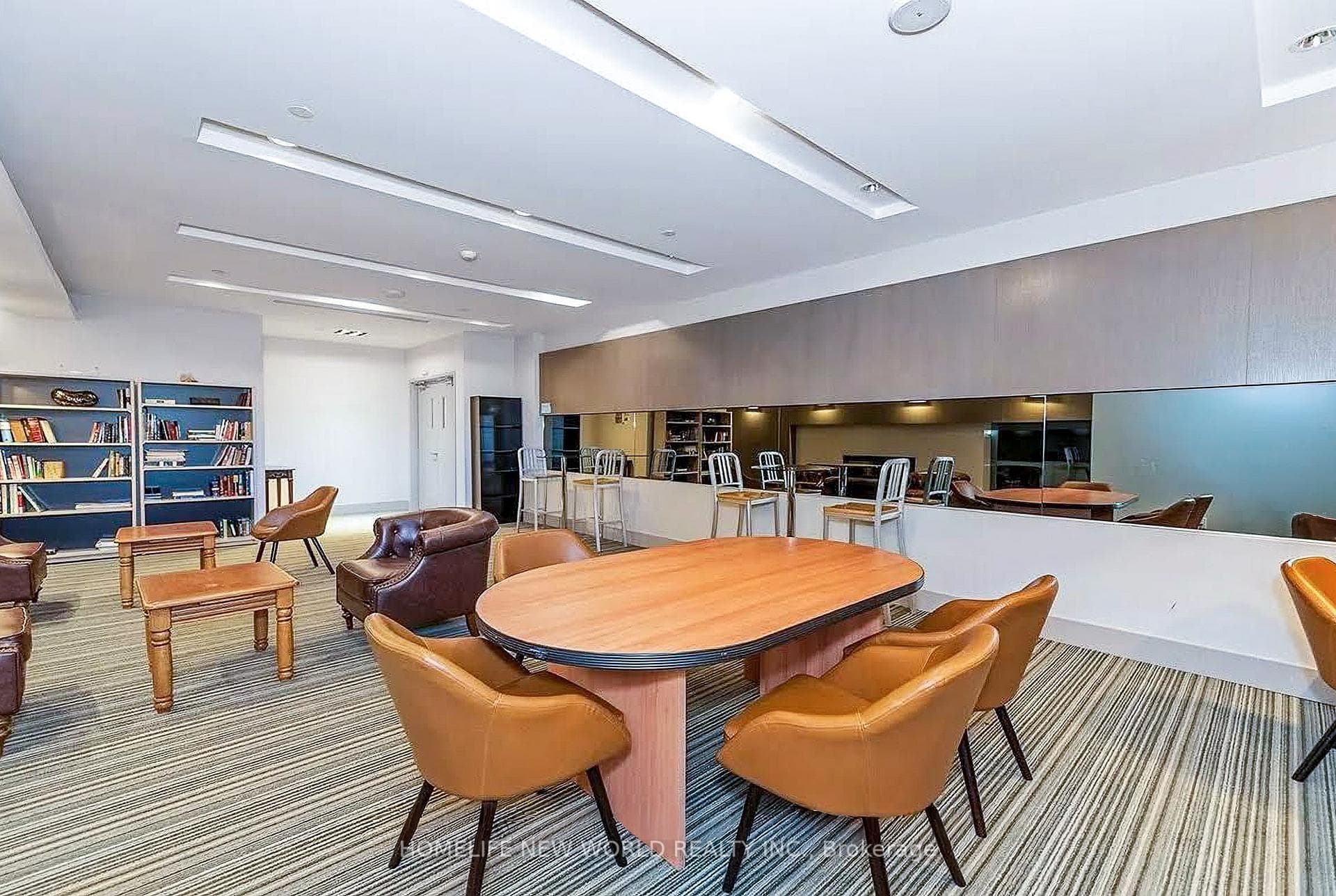 7165 Yonge Street Unit Ph201 photo 30