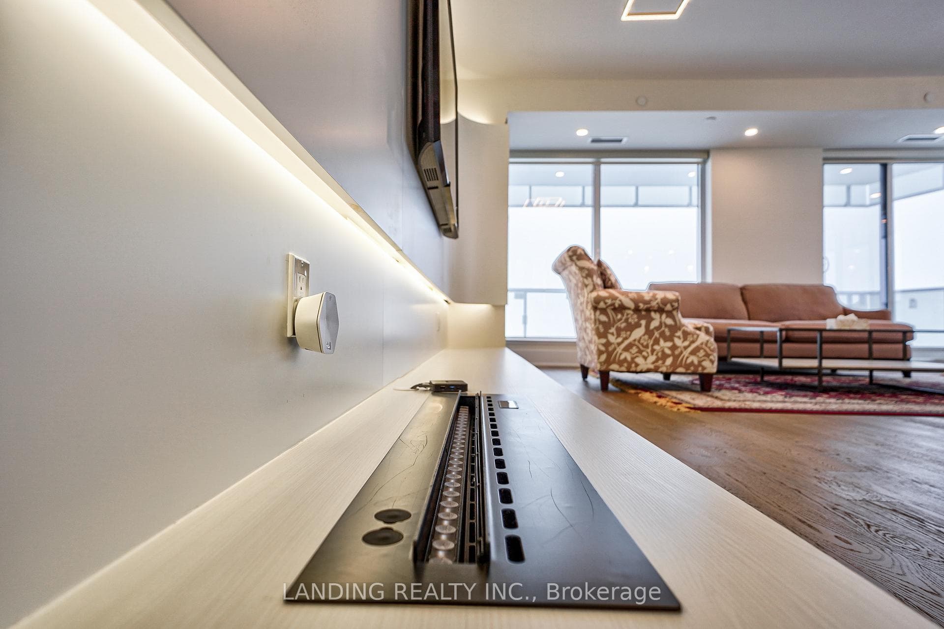 28 Freeland Street Unit 6002 photo 18
