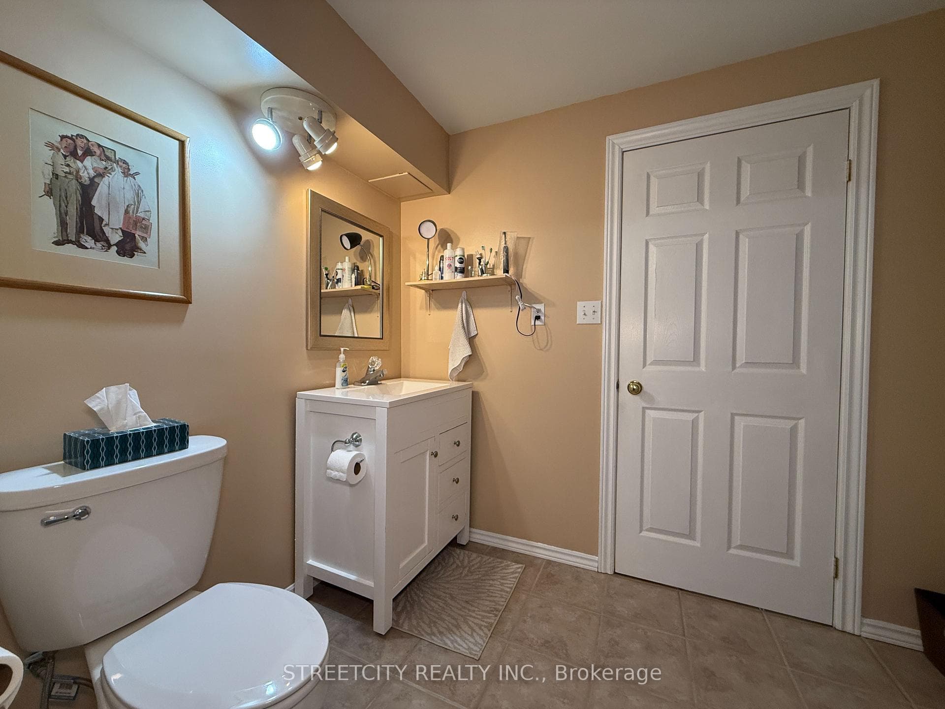 509 Brooke Street photo 17