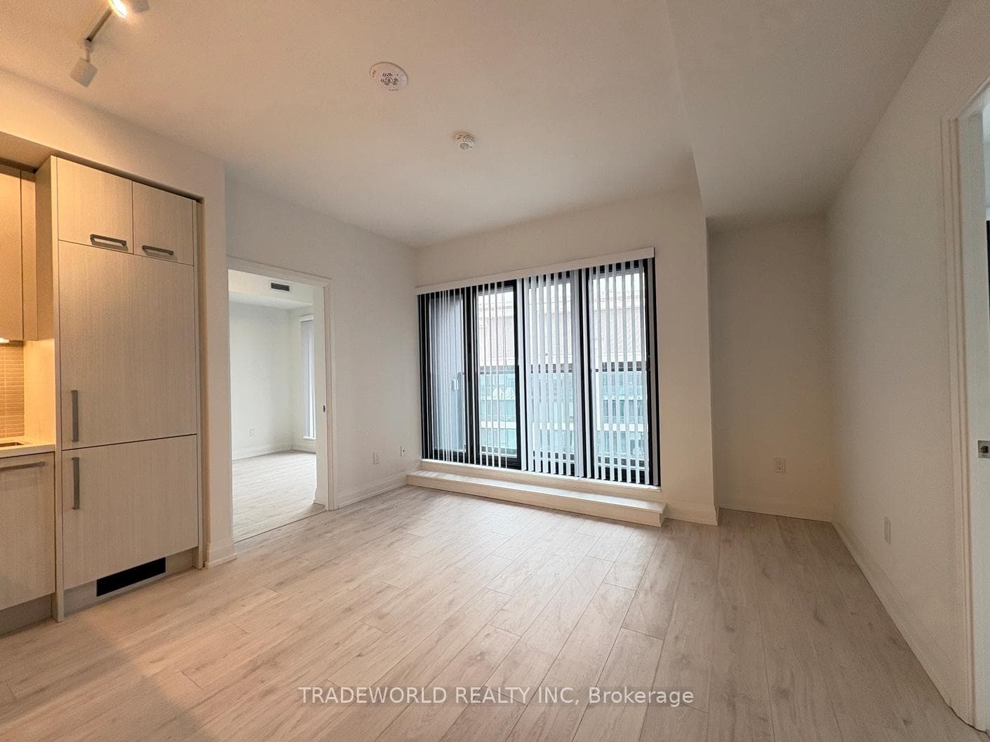 20 Soudan Avenue Unit 2904 photo 3