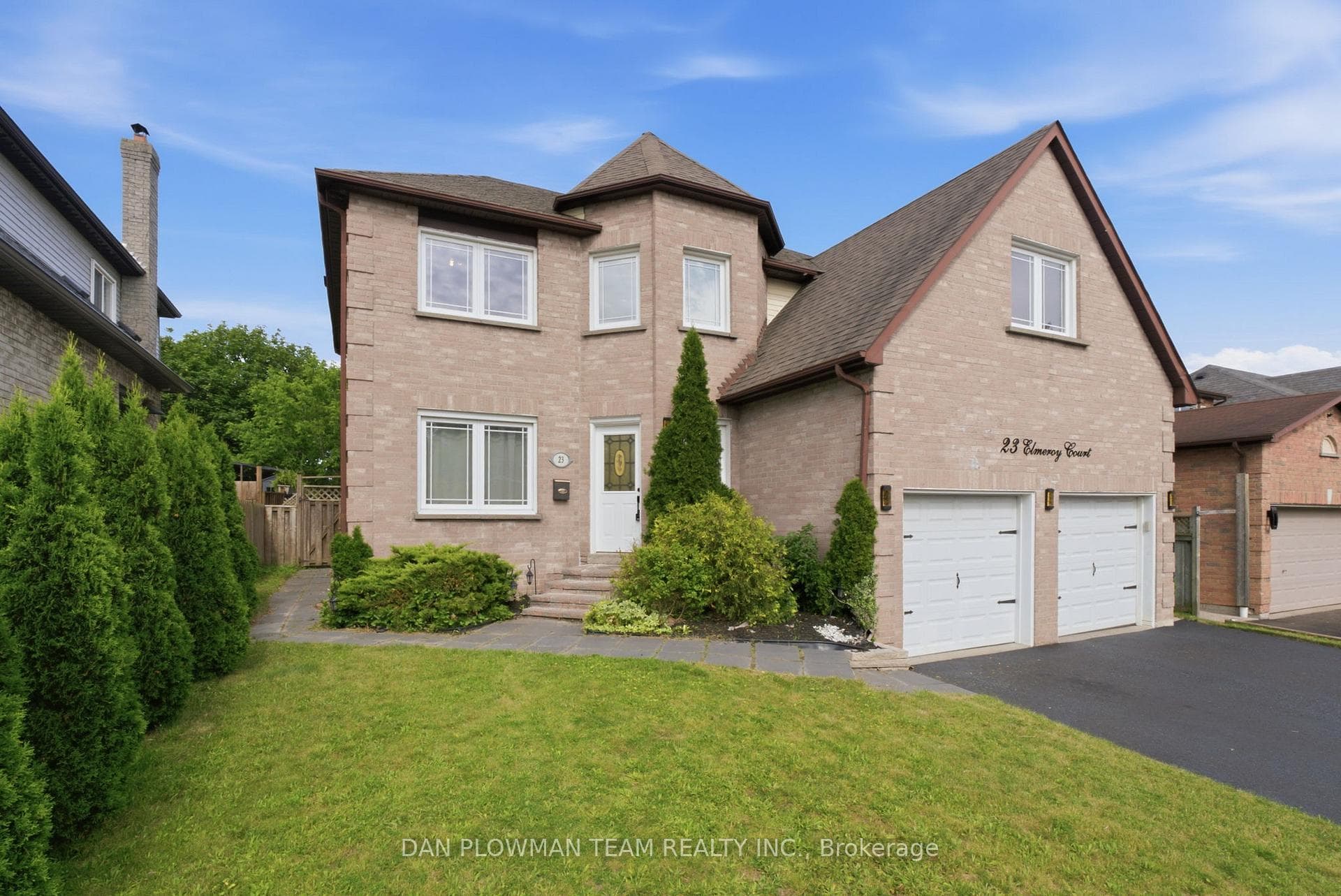 23 Elmeroy Court photo 2