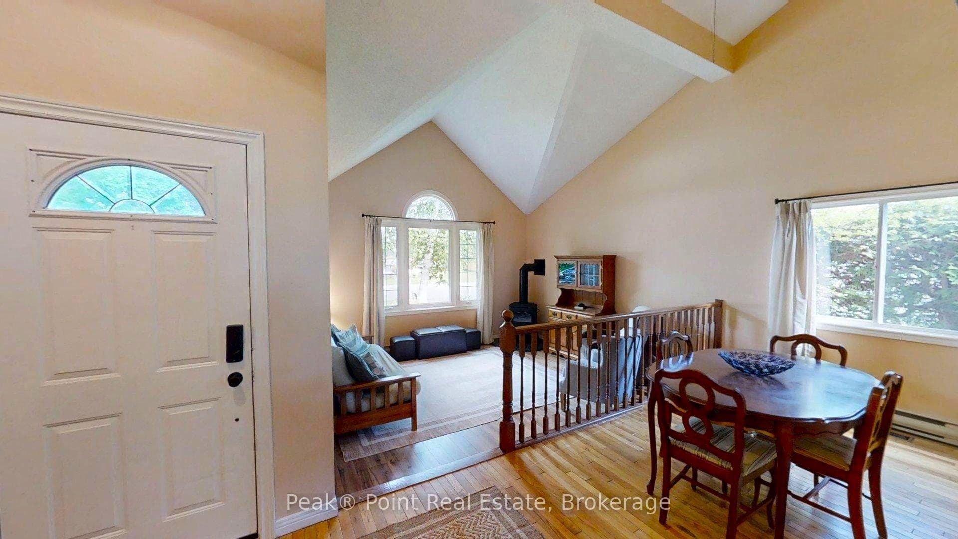 2105 8th Avenue photo 16
