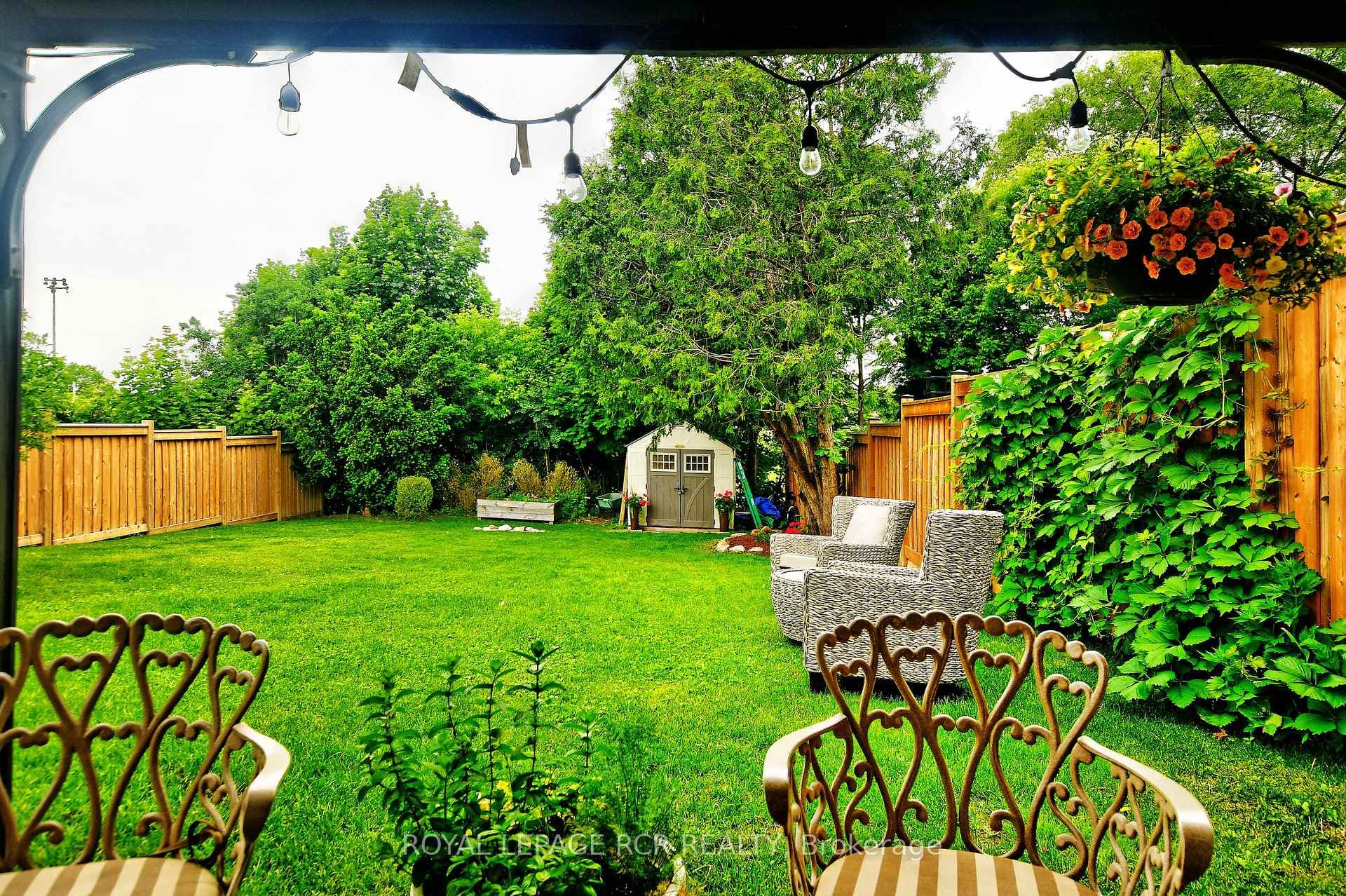 669 Gorham Street photo 36