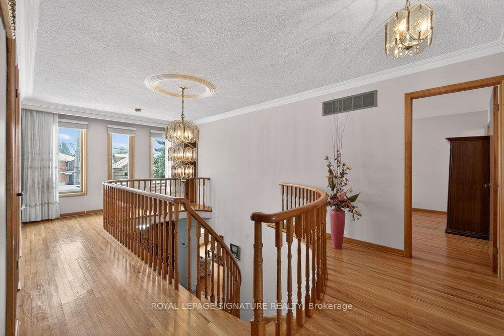 52A Gooderham Drive photo 23