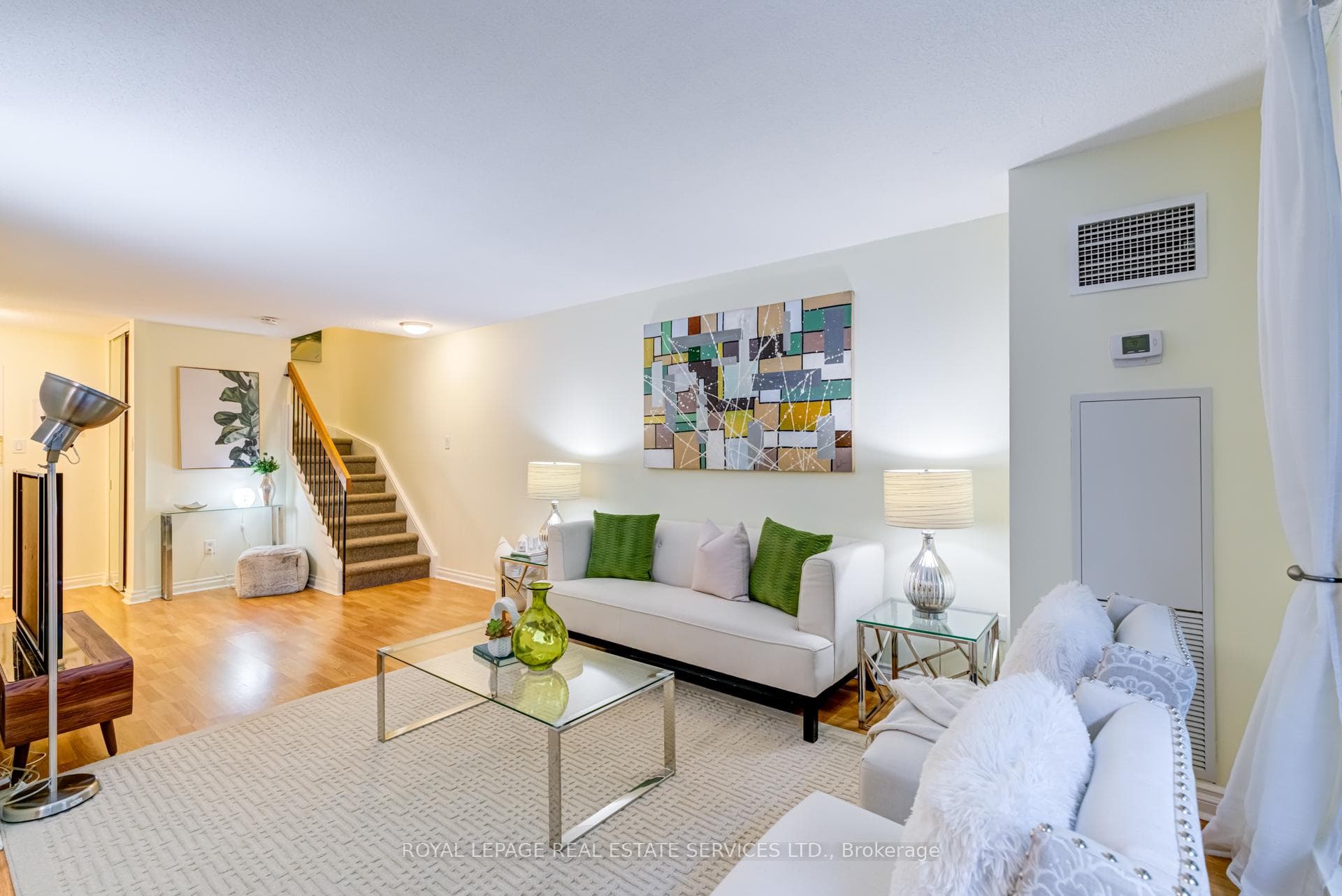 100 Quebec Avenue Unit 115 photo 4