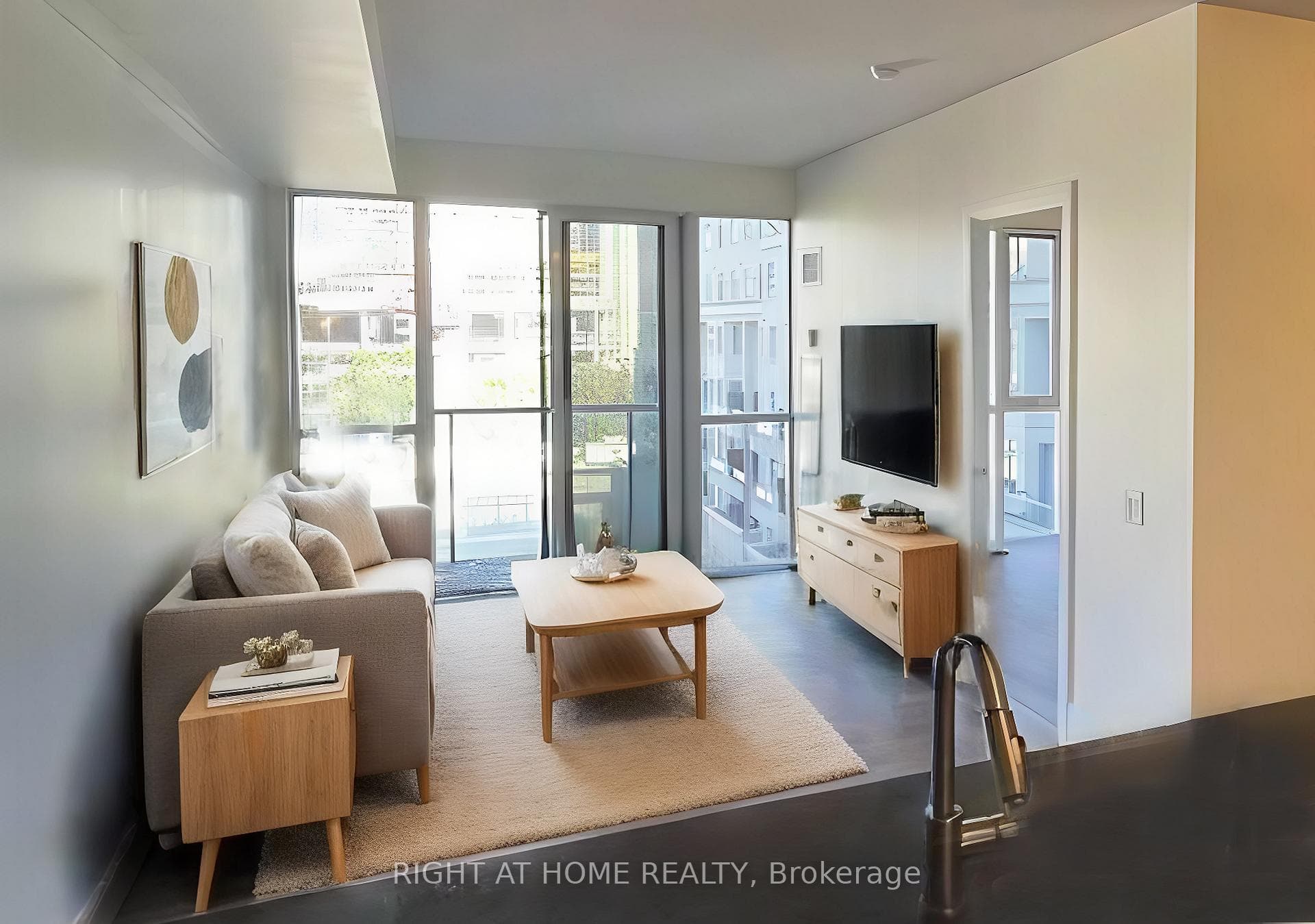 560 Front Street Unit 723 photo 1
