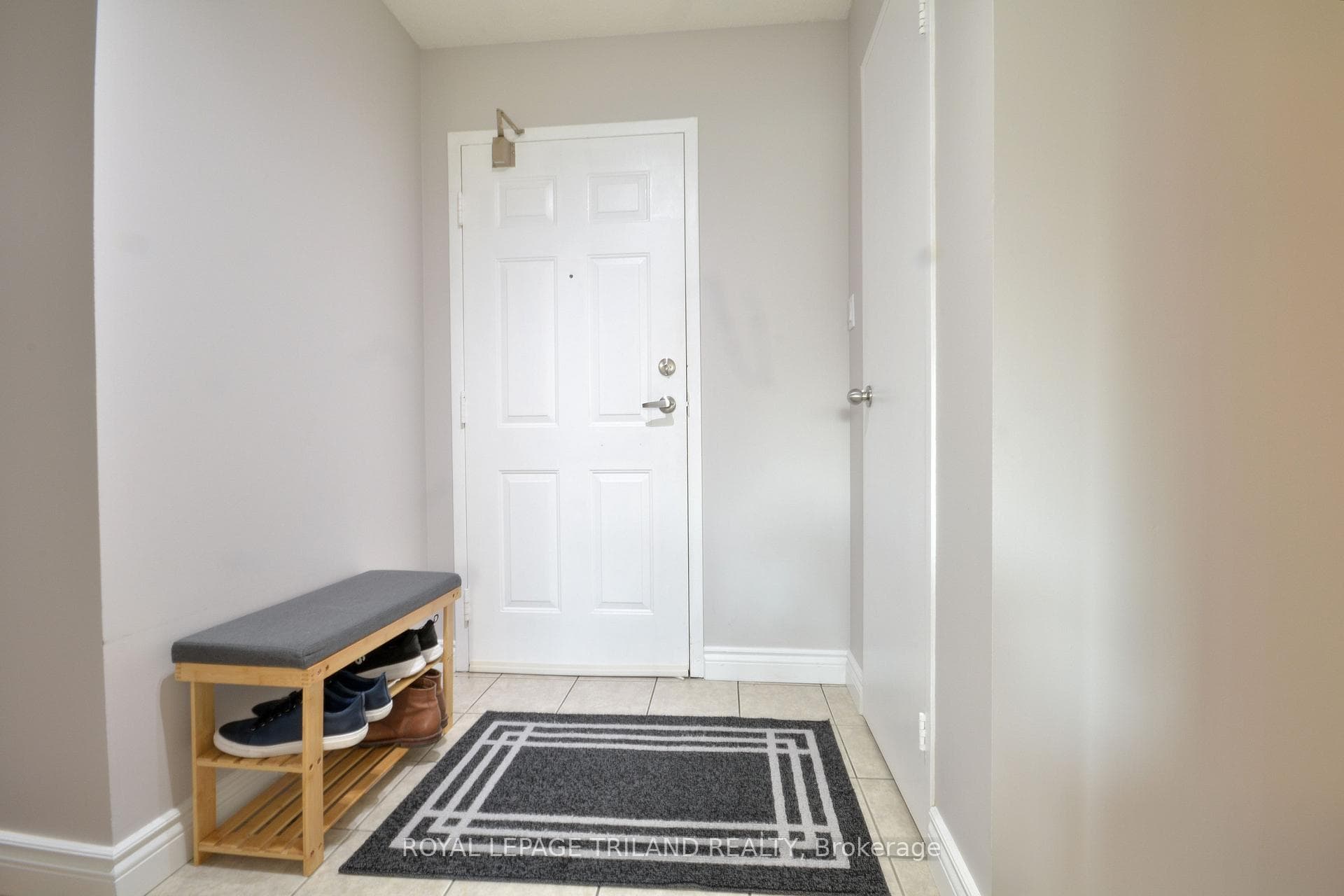 1600 Adelaide Street Unit 210 photo 7